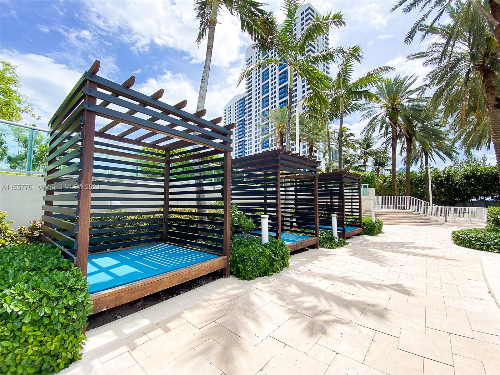 1500 Bay Rd 1158S, Miami Beach, Florida 33139, 1 Bedroom Bedrooms, ,1 BathroomBathrooms,Residentiallease,For Rent,1500 Bay Rd 1158S,A11557704