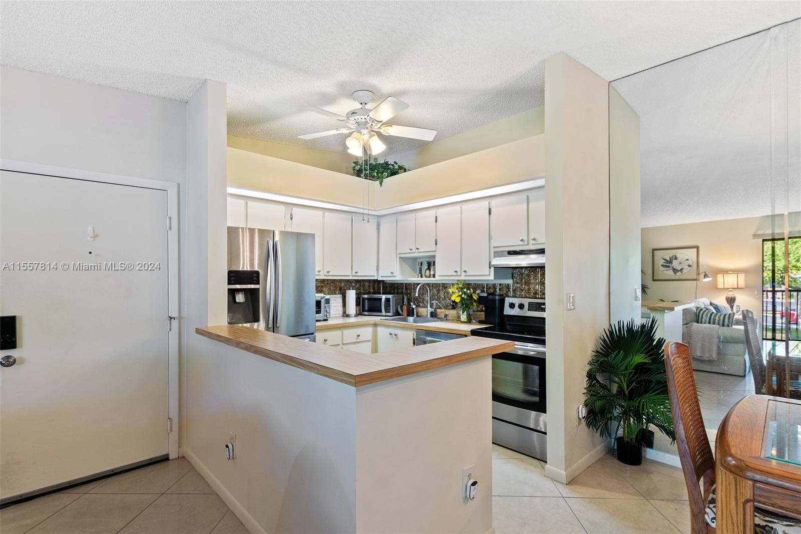 9398 S Belfort Cir 204, Tamarac, Florida 33321, 2 Bedrooms Bedrooms, ,2 BathroomsBathrooms,Residential,For Sale,9398 S Belfort Cir 204,A11557814