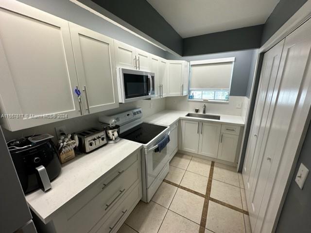 Homestead, Florida 33035, 2 Bedrooms Bedrooms, ,2 BathroomsBathrooms,Residential,For Sale,A11557817