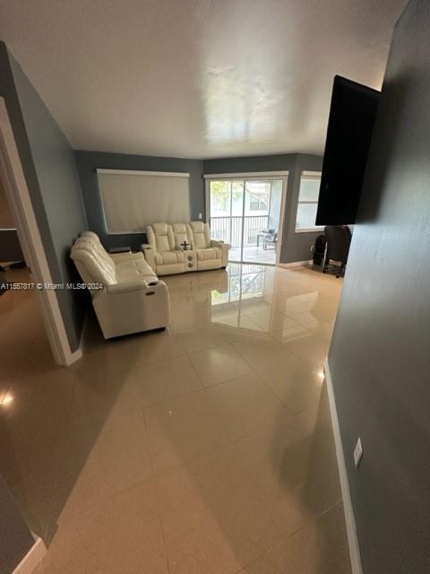 Homestead, Florida 33035, 2 Bedrooms Bedrooms, ,2 BathroomsBathrooms,Residential,For Sale,A11557817