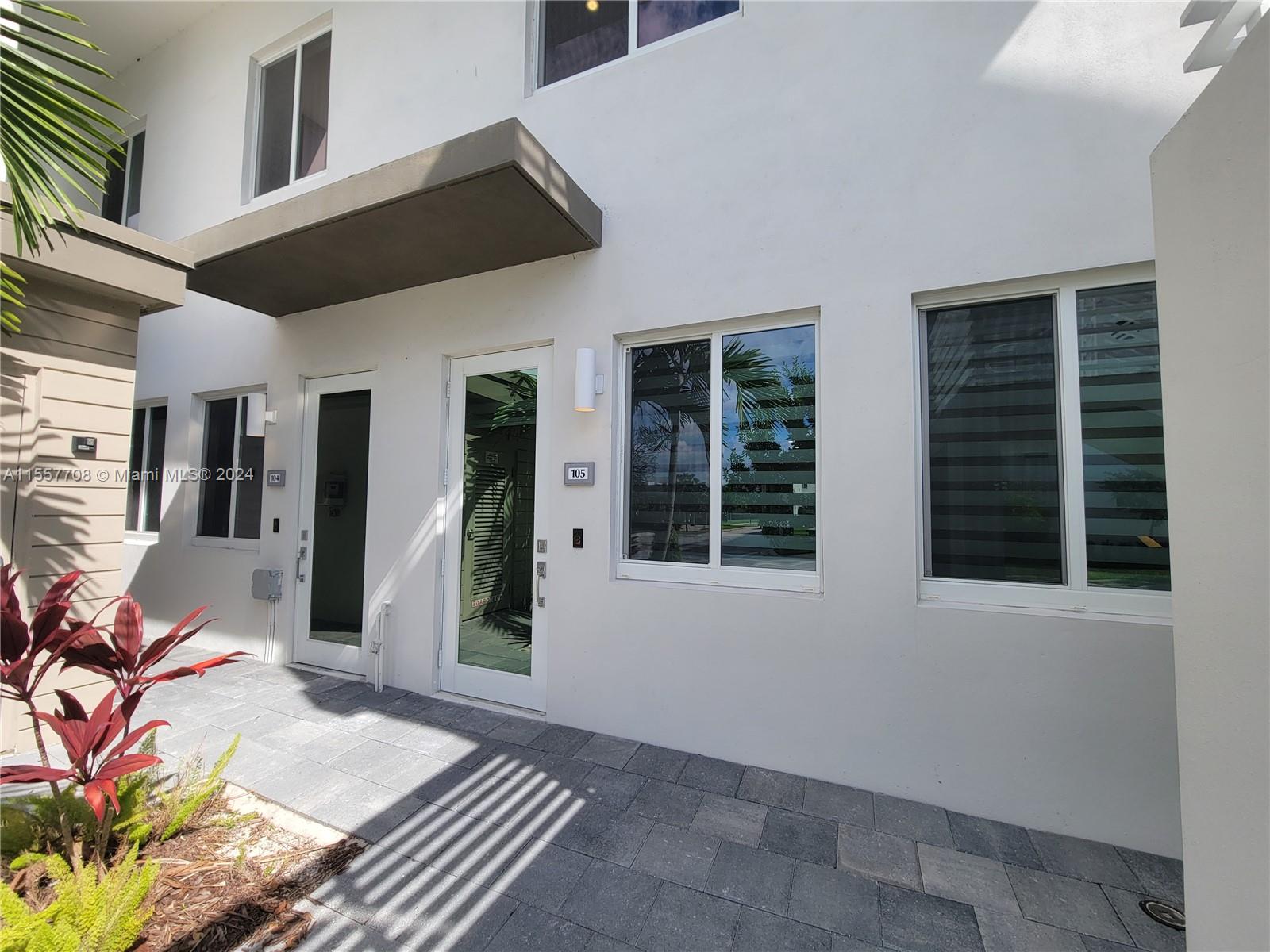 6401 NW 103rd Pl 105, Doral, Florida 33178, 3 Bedrooms Bedrooms, ,2 BathroomsBathrooms,Residential,For Sale,6401 NW 103rd Pl 105,A11557708