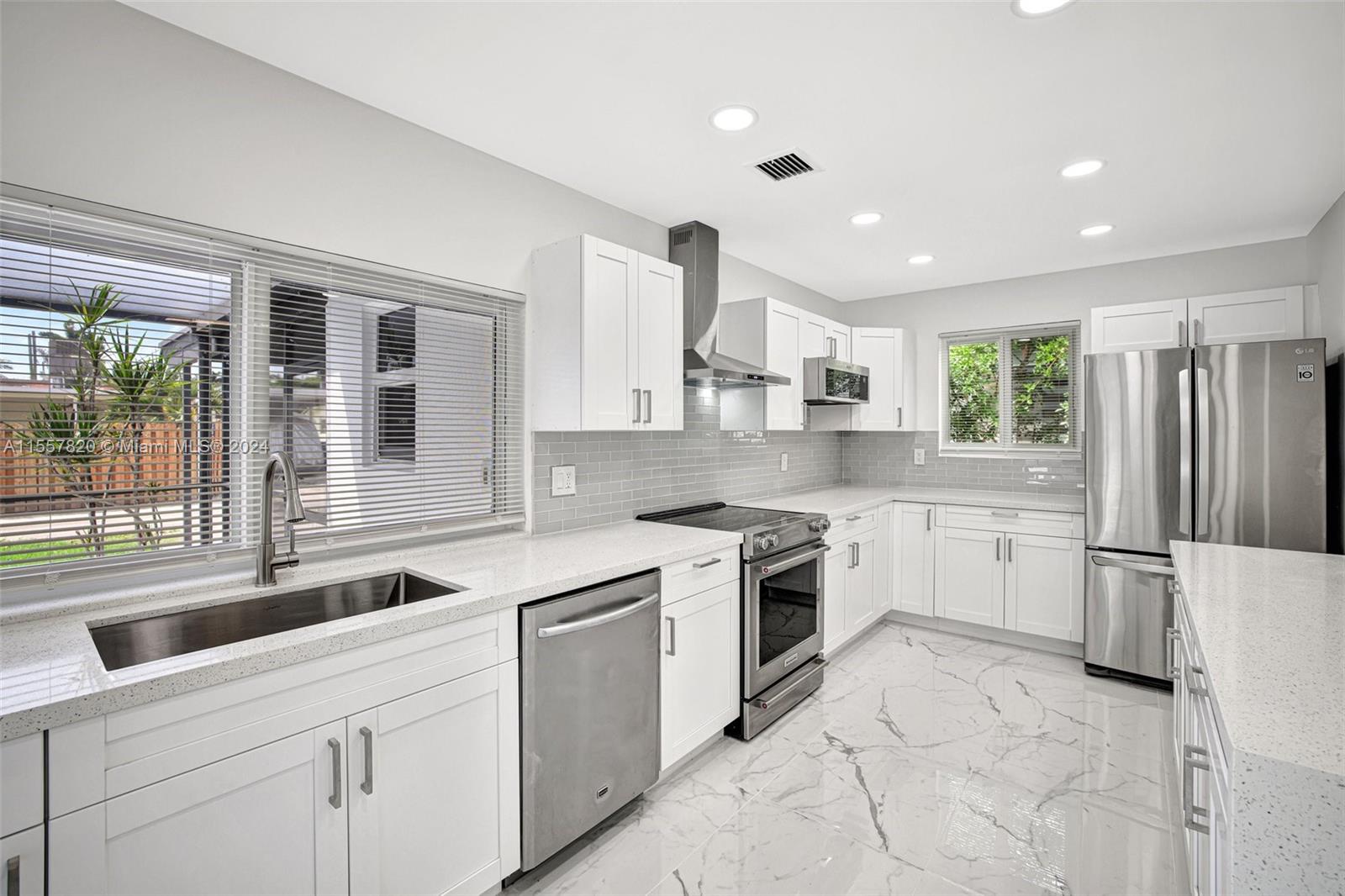 1326 Arthur St, Hollywood, Florida 33019, 3 Bedrooms Bedrooms, ,2 BathroomsBathrooms,Residential,For Sale,1326 Arthur St,A11557820