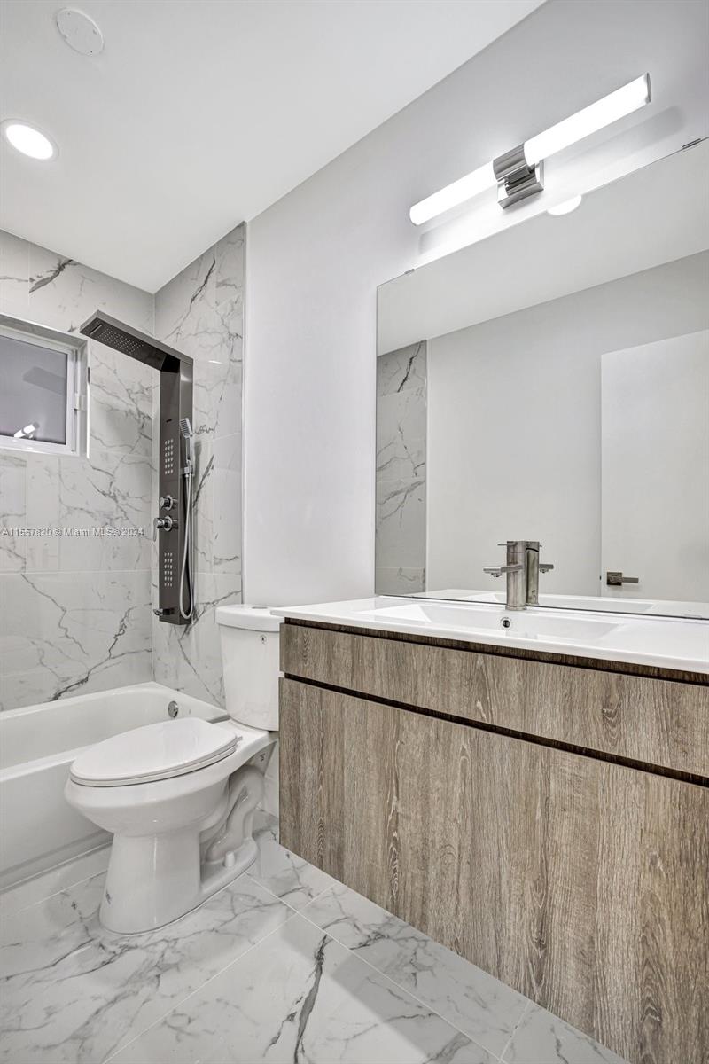 1326 Arthur St, Hollywood, Florida 33019, 3 Bedrooms Bedrooms, ,2 BathroomsBathrooms,Residential,For Sale,1326 Arthur St,A11557820