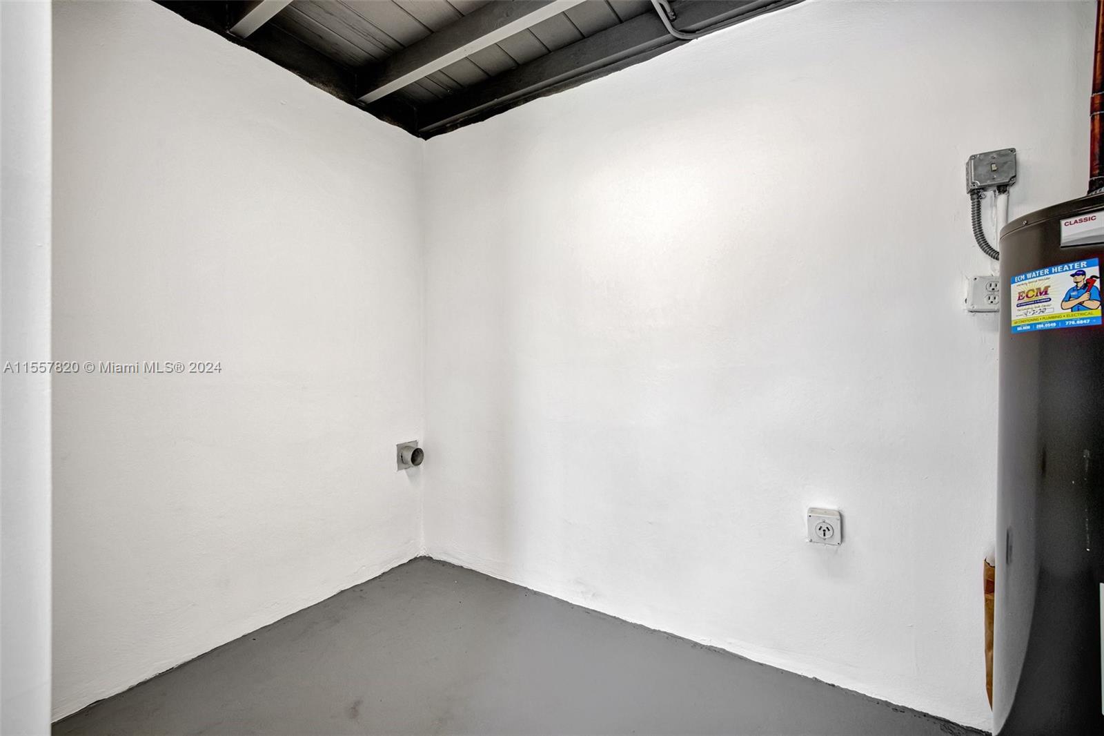 1326 Arthur St, Hollywood, Florida 33019, 3 Bedrooms Bedrooms, ,2 BathroomsBathrooms,Residential,For Sale,1326 Arthur St,A11557820