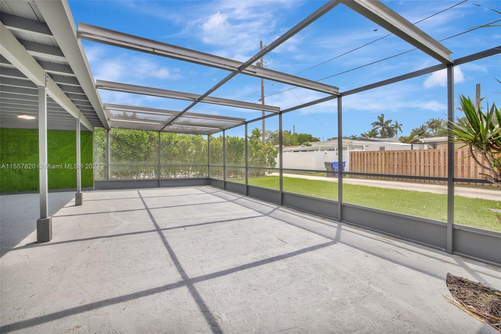 1326 Arthur St, Hollywood, Florida 33019, 3 Bedrooms Bedrooms, ,2 BathroomsBathrooms,Residential,For Sale,1326 Arthur St,A11557820