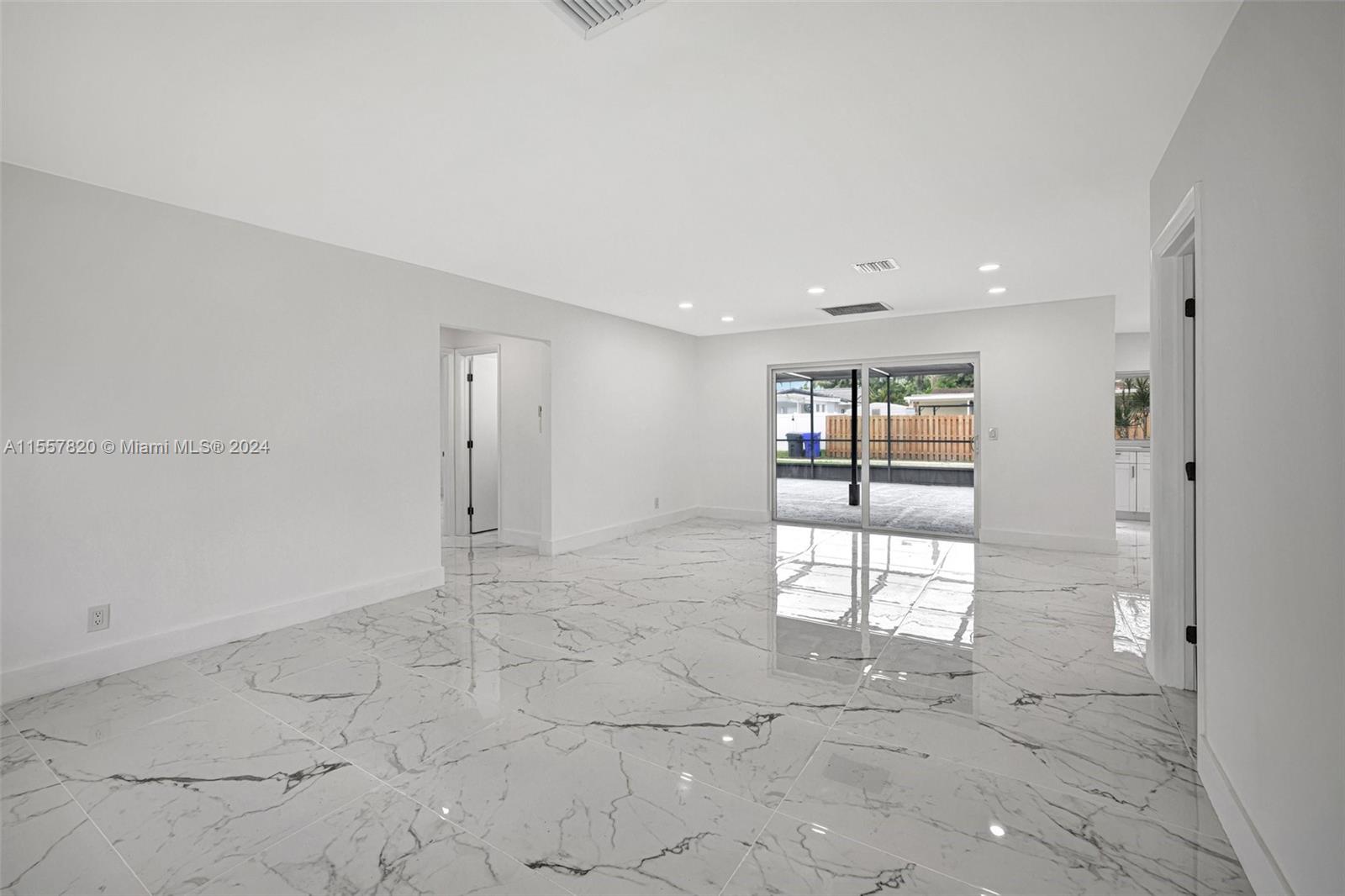 1326 Arthur St, Hollywood, Florida 33019, 3 Bedrooms Bedrooms, ,2 BathroomsBathrooms,Residential,For Sale,1326 Arthur St,A11557820