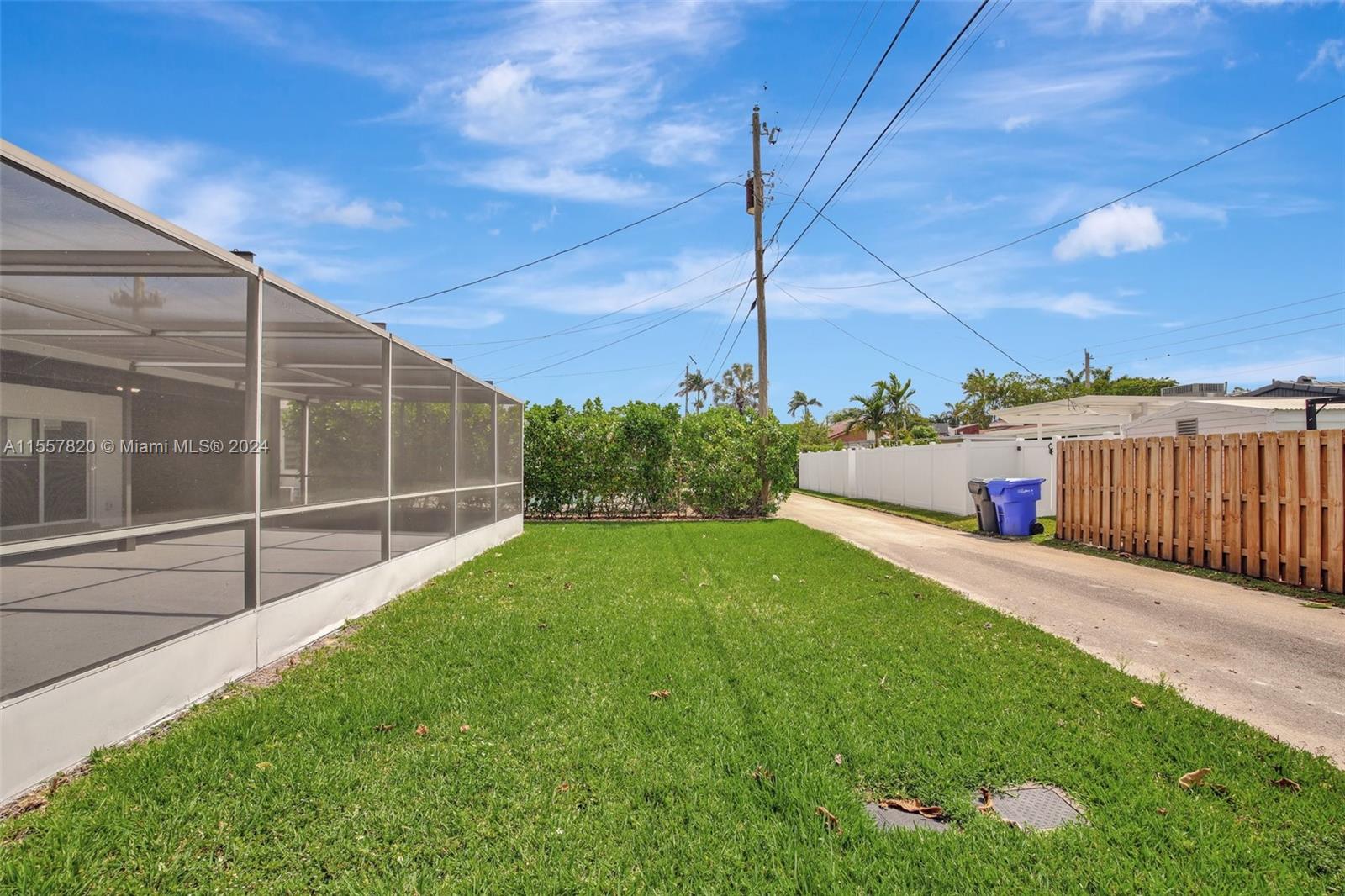 1326 Arthur St, Hollywood, Florida 33019, 3 Bedrooms Bedrooms, ,2 BathroomsBathrooms,Residential,For Sale,1326 Arthur St,A11557820