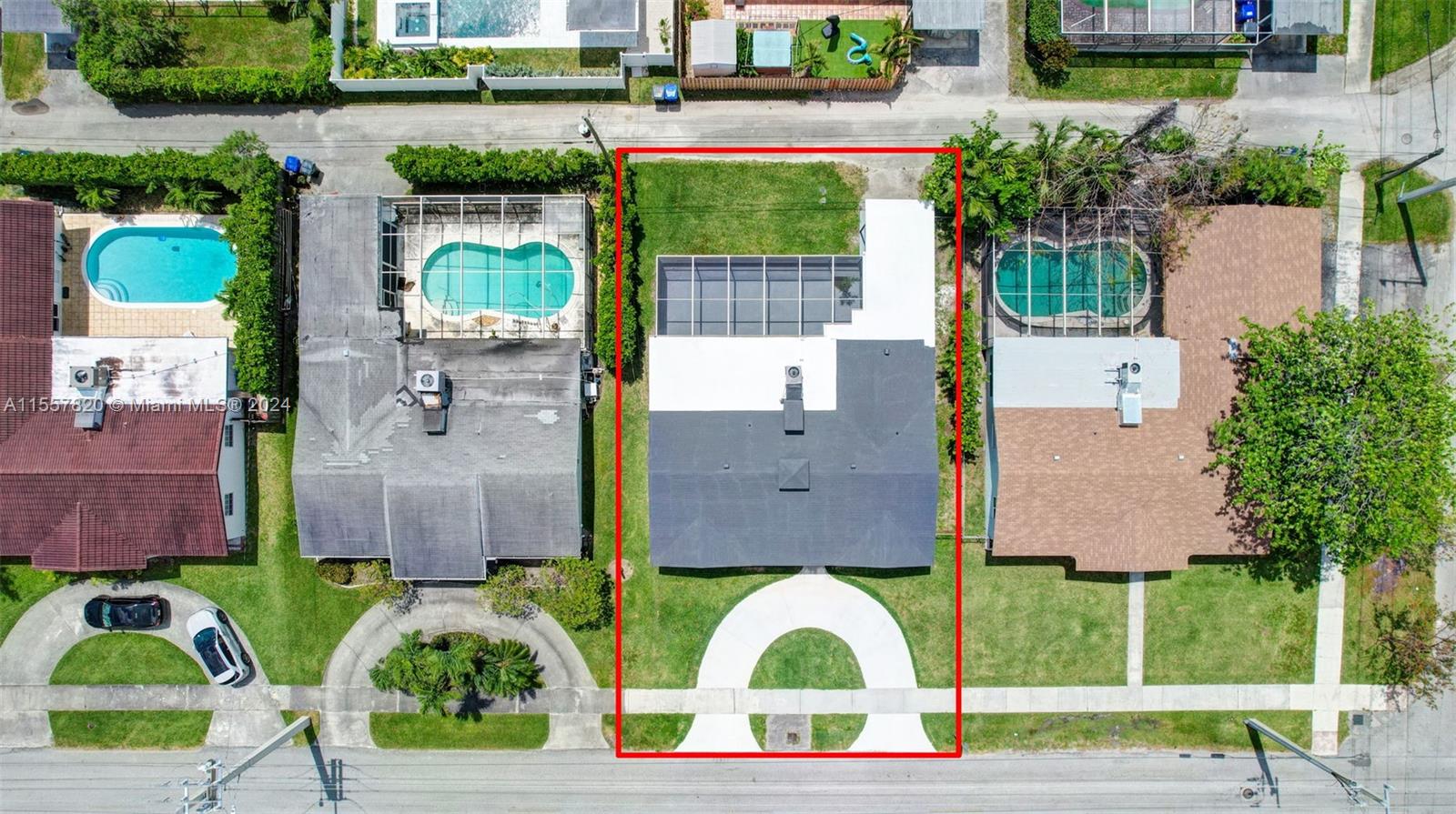 1326 Arthur St, Hollywood, Florida 33019, 3 Bedrooms Bedrooms, ,2 BathroomsBathrooms,Residential,For Sale,1326 Arthur St,A11557820