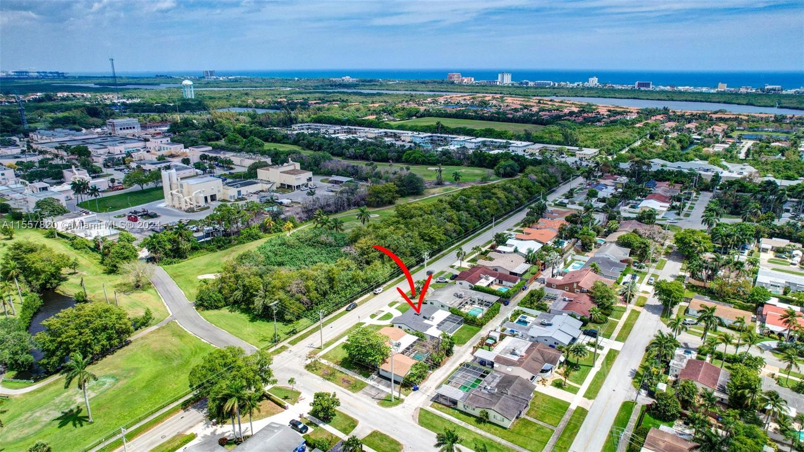 1326 Arthur St, Hollywood, Florida 33019, 3 Bedrooms Bedrooms, ,2 BathroomsBathrooms,Residential,For Sale,1326 Arthur St,A11557820