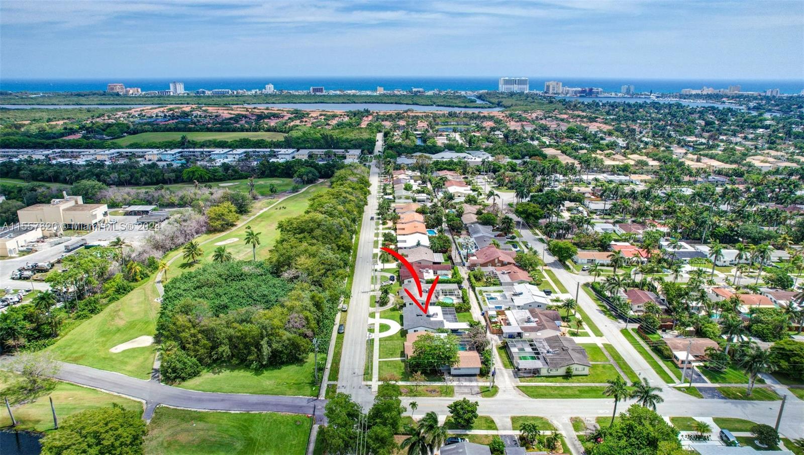 1326 Arthur St, Hollywood, Florida 33019, 3 Bedrooms Bedrooms, ,2 BathroomsBathrooms,Residential,For Sale,1326 Arthur St,A11557820