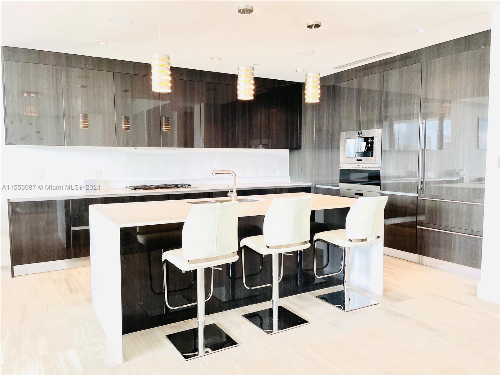 3300 NE 188th St 409, Aventura, Florida 33180, 4 Bedrooms Bedrooms, ,4 BathroomsBathrooms,Residentiallease,For Rent,3300 NE 188th St 409,A11553087