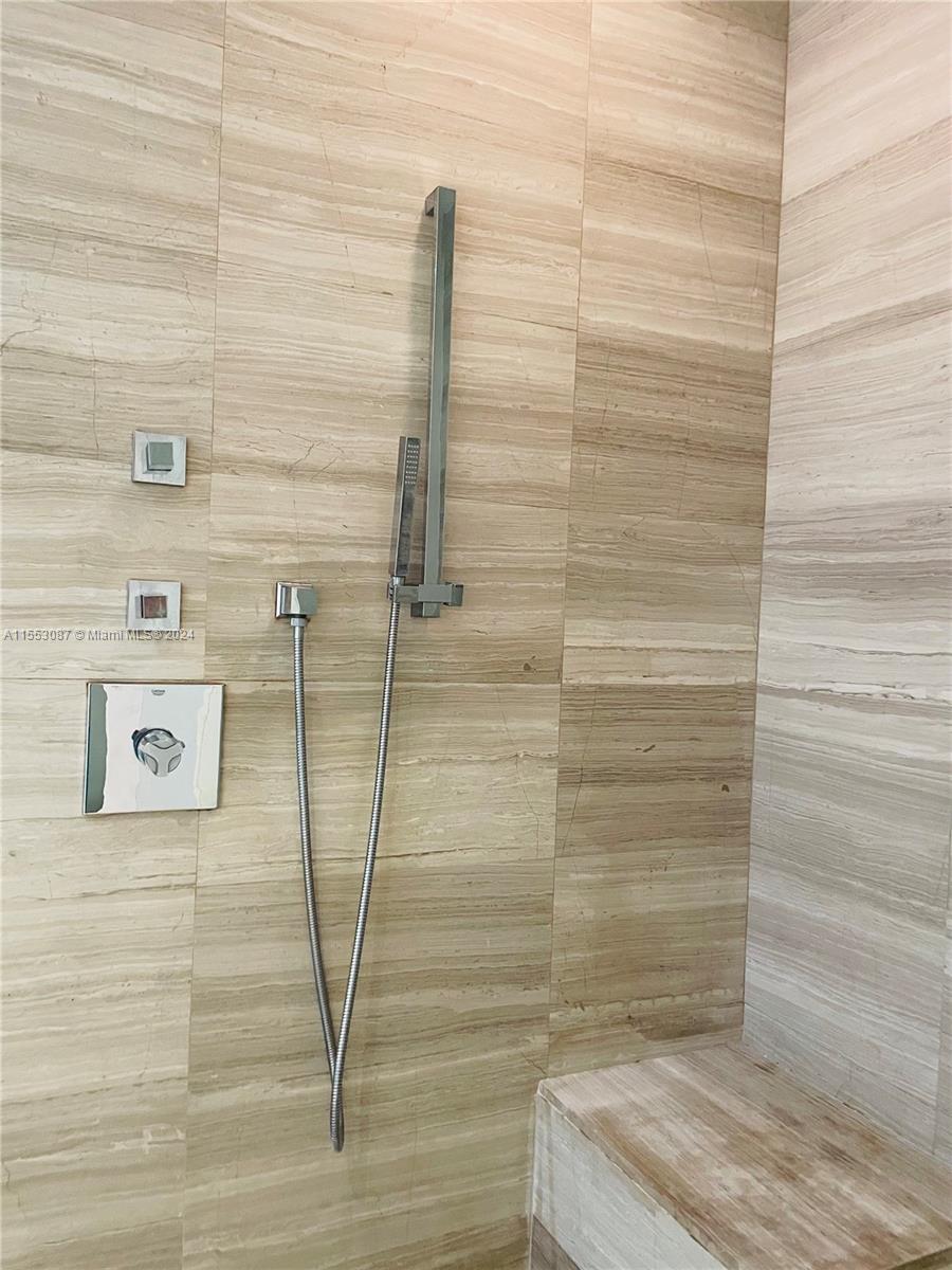 3300 NE 188th St 409, Aventura, Florida 33180, 4 Bedrooms Bedrooms, ,4 BathroomsBathrooms,Residentiallease,For Rent,3300 NE 188th St 409,A11553087