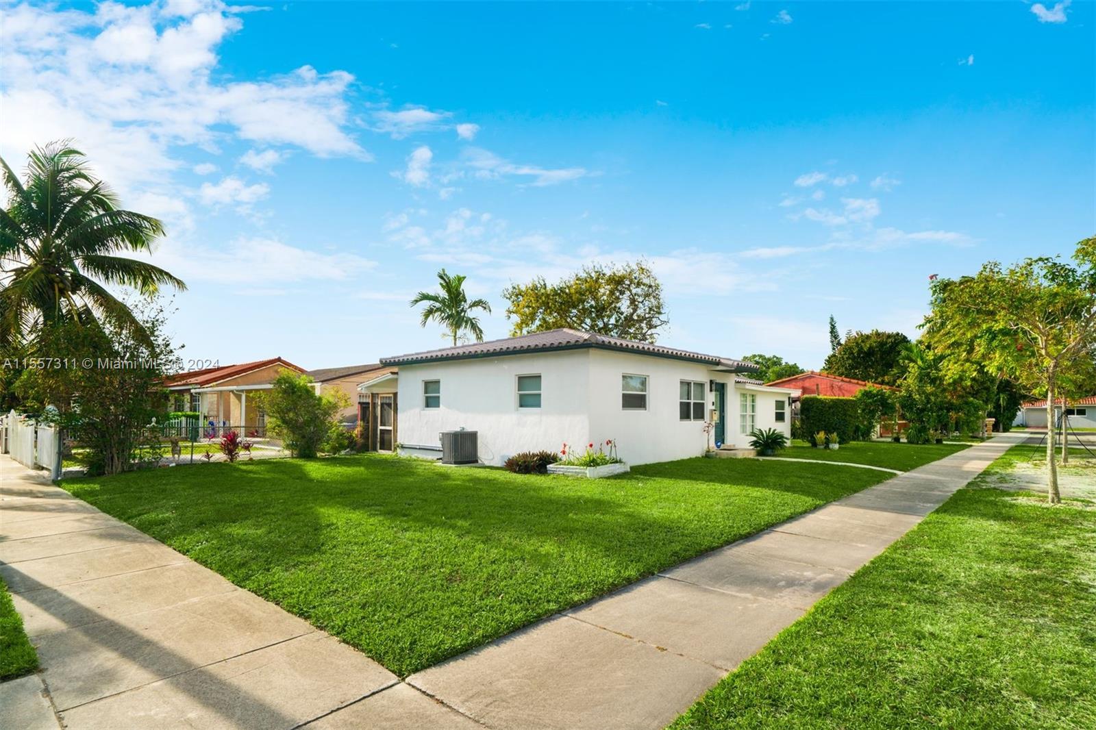 420 SW 51st Ave, Miami, Florida 33134, 3 Bedrooms Bedrooms, ,2 BathroomsBathrooms,Residential,For Sale,420 SW 51st Ave,A11557311