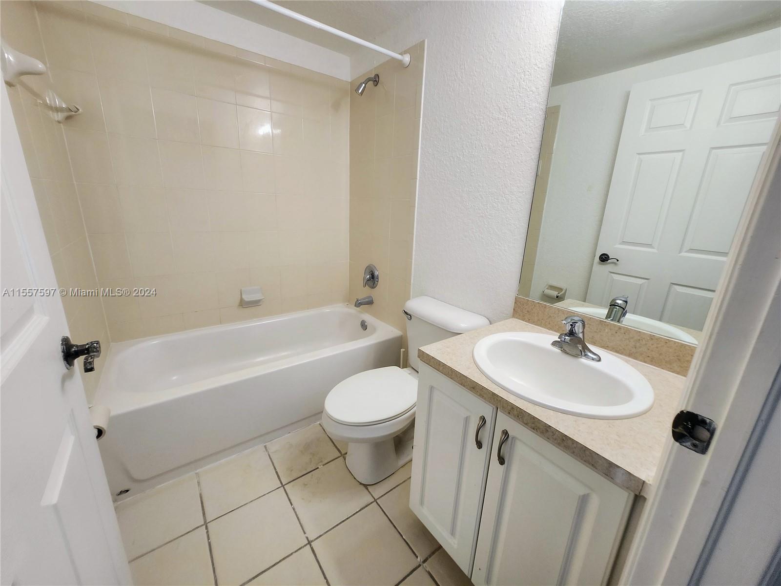 1963 SE 23rd Rd, Homestead, Florida 33035, 4 Bedrooms Bedrooms, ,3 BathroomsBathrooms,Residentiallease,For Rent,1963 SE 23rd Rd,A11557597