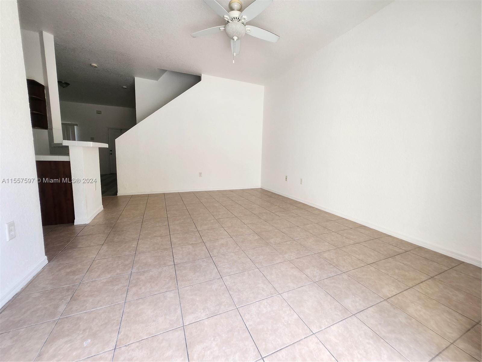 1963 SE 23rd Rd, Homestead, Florida 33035, 4 Bedrooms Bedrooms, ,3 BathroomsBathrooms,Residentiallease,For Rent,1963 SE 23rd Rd,A11557597