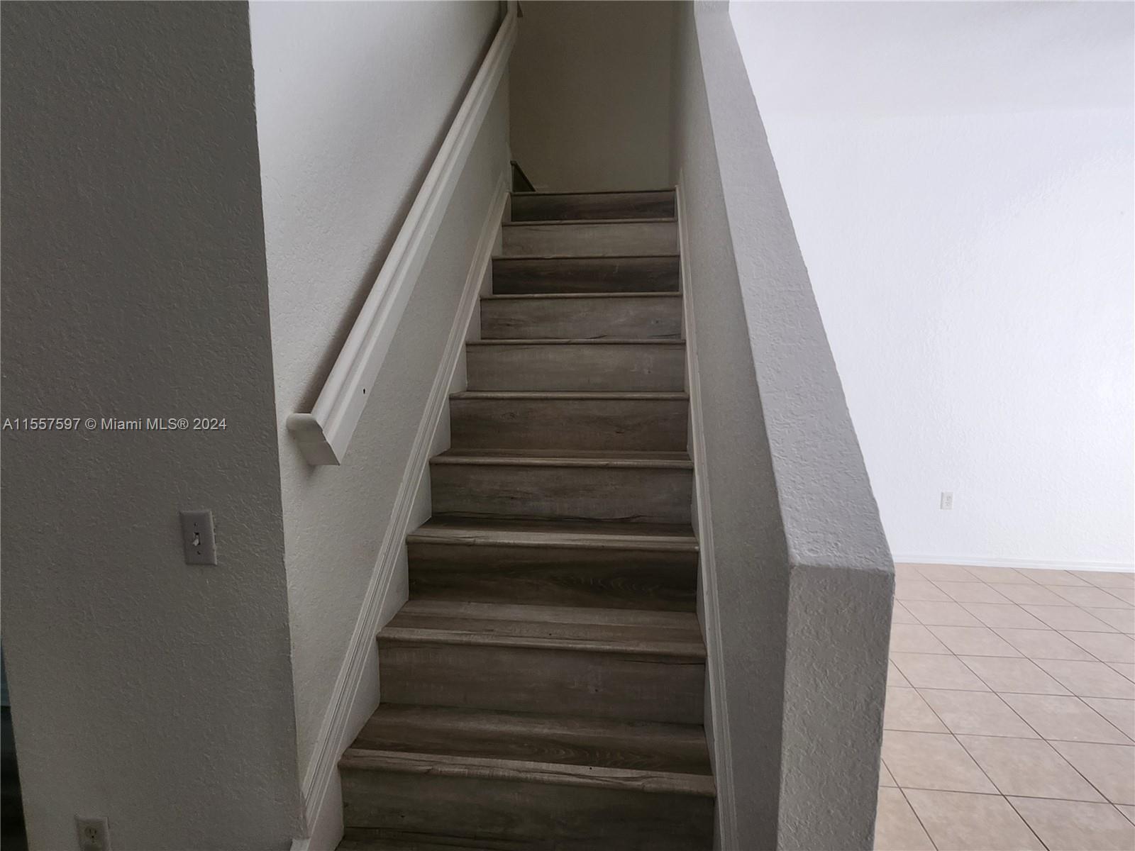 1963 SE 23rd Rd, Homestead, Florida 33035, 4 Bedrooms Bedrooms, ,3 BathroomsBathrooms,Residentiallease,For Rent,1963 SE 23rd Rd,A11557597