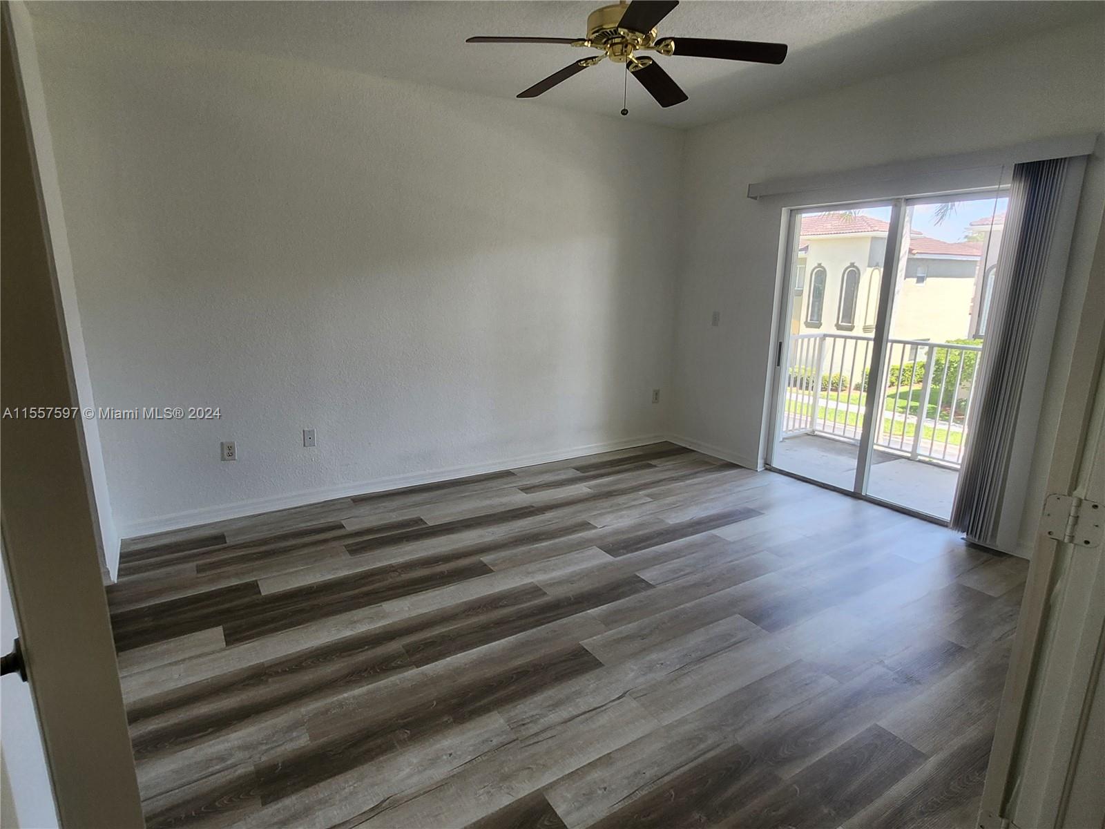 1963 SE 23rd Rd, Homestead, Florida 33035, 4 Bedrooms Bedrooms, ,3 BathroomsBathrooms,Residentiallease,For Rent,1963 SE 23rd Rd,A11557597