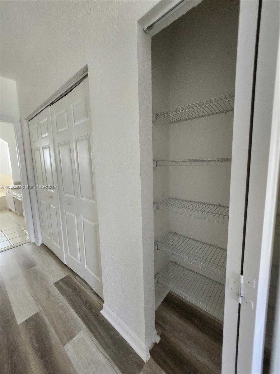 1963 SE 23rd Rd, Homestead, Florida 33035, 4 Bedrooms Bedrooms, ,3 BathroomsBathrooms,Residentiallease,For Rent,1963 SE 23rd Rd,A11557597