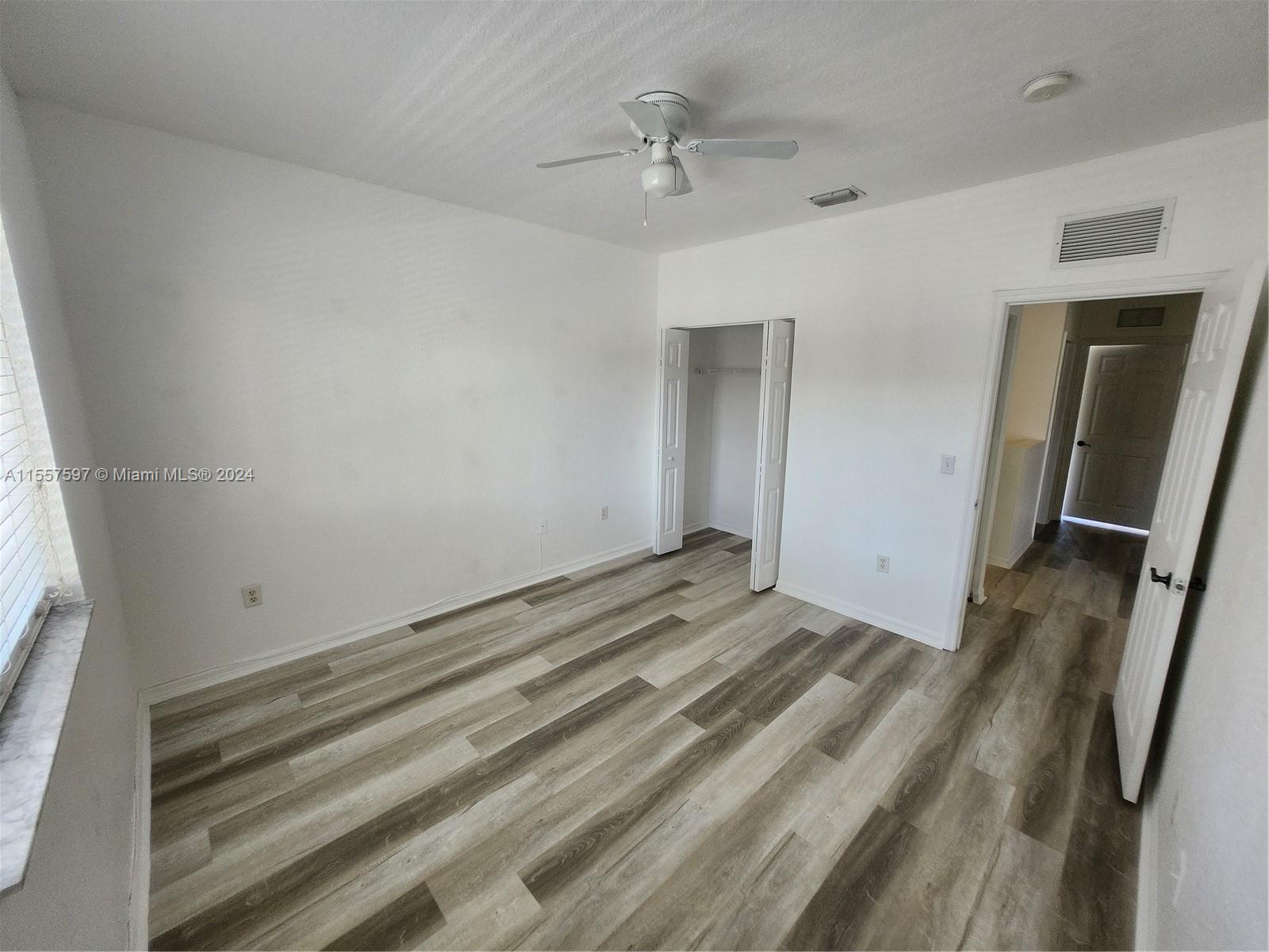 1963 SE 23rd Rd, Homestead, Florida 33035, 4 Bedrooms Bedrooms, ,3 BathroomsBathrooms,Residentiallease,For Rent,1963 SE 23rd Rd,A11557597