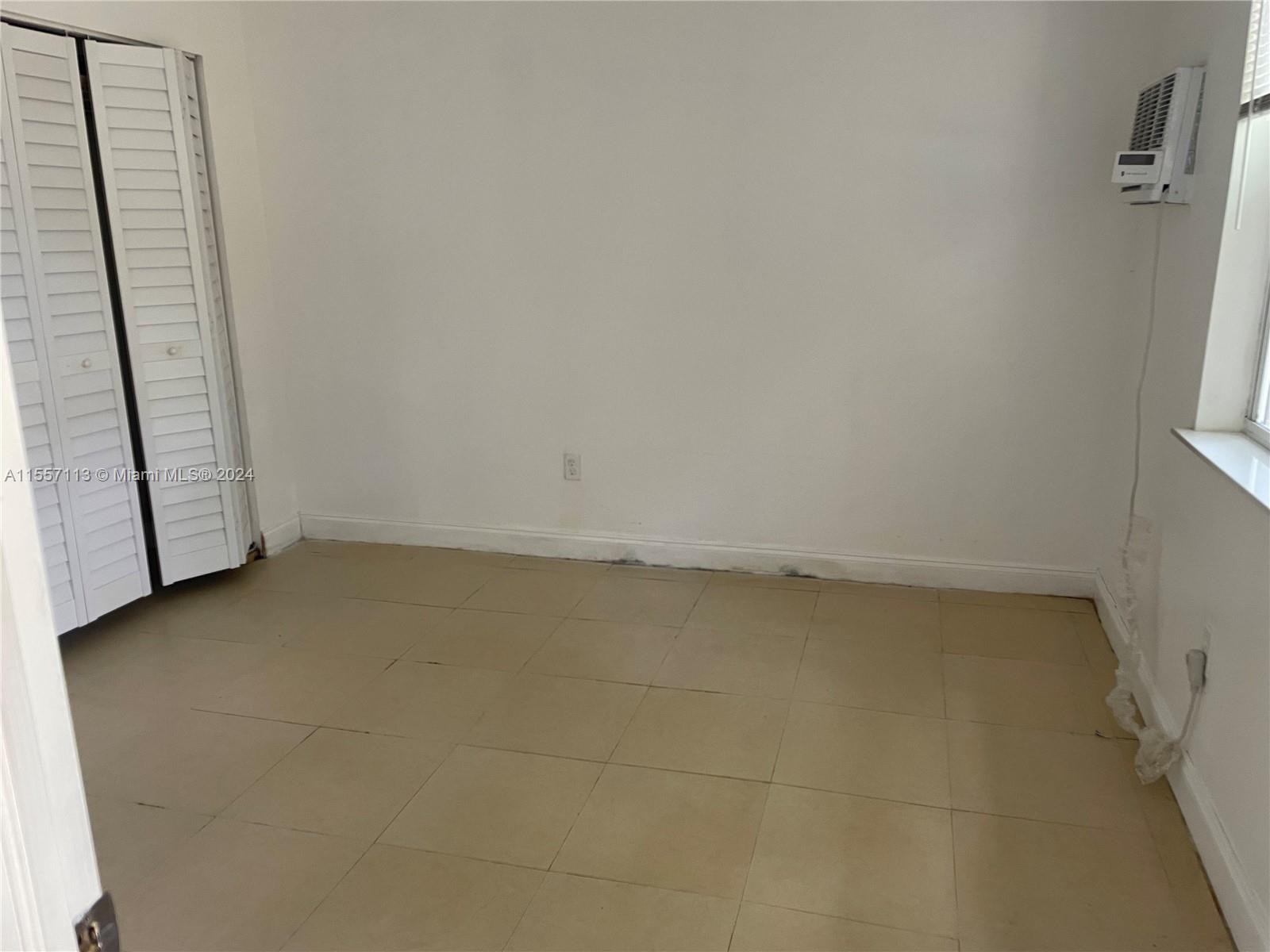 1180 NE 160th Ter 3, North Miami Beach, Florida 33162, 2 Bedrooms Bedrooms, ,1 BathroomBathrooms,Residentiallease,For Rent,1180 NE 160th Ter 3,A11557113