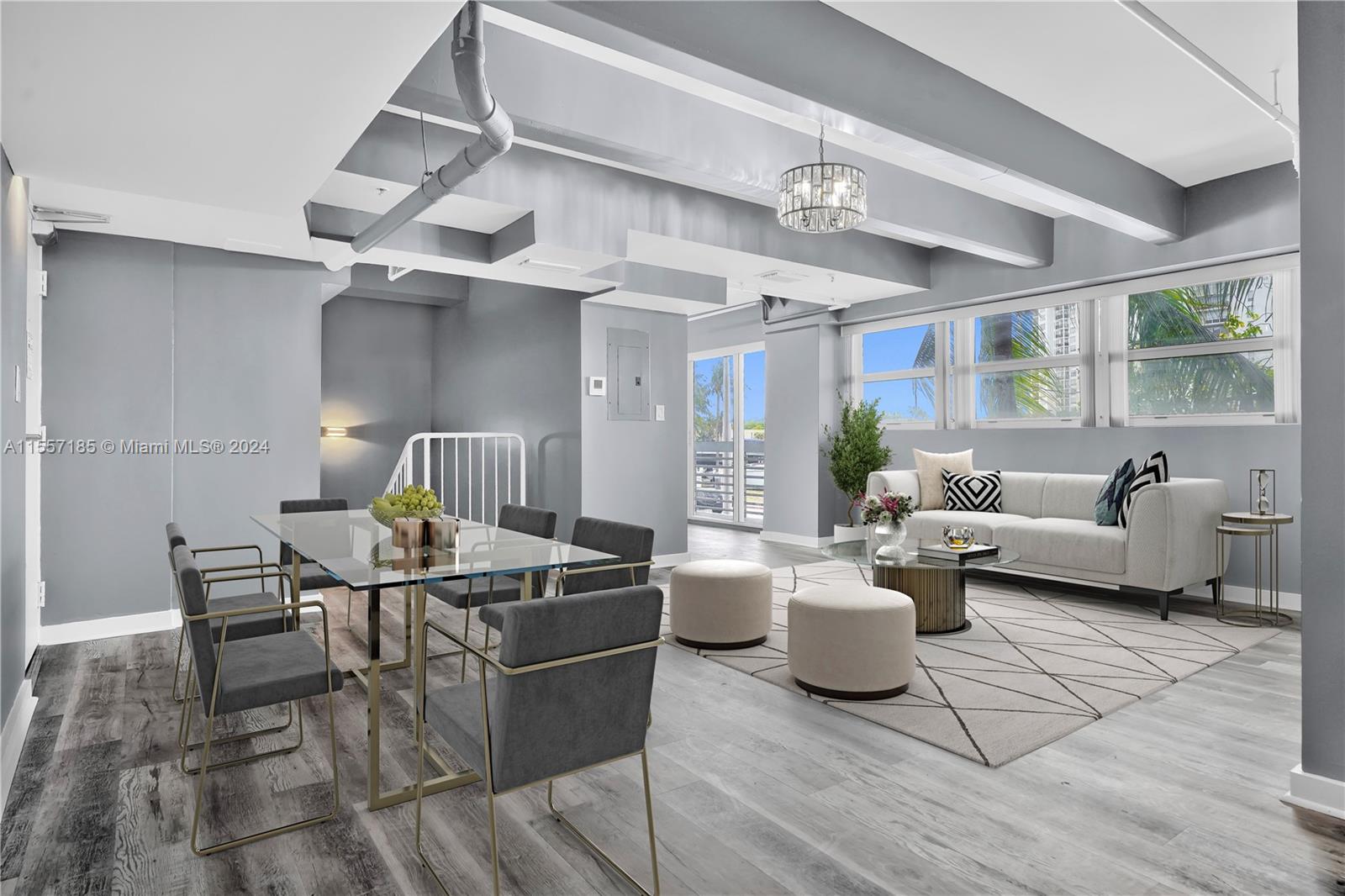 4332 Collins Ave 201, Miami Beach, Florida 33140, 3 Bedrooms Bedrooms, ,3 BathroomsBathrooms,Residentiallease,For Rent,4332 Collins Ave 201,A11557185