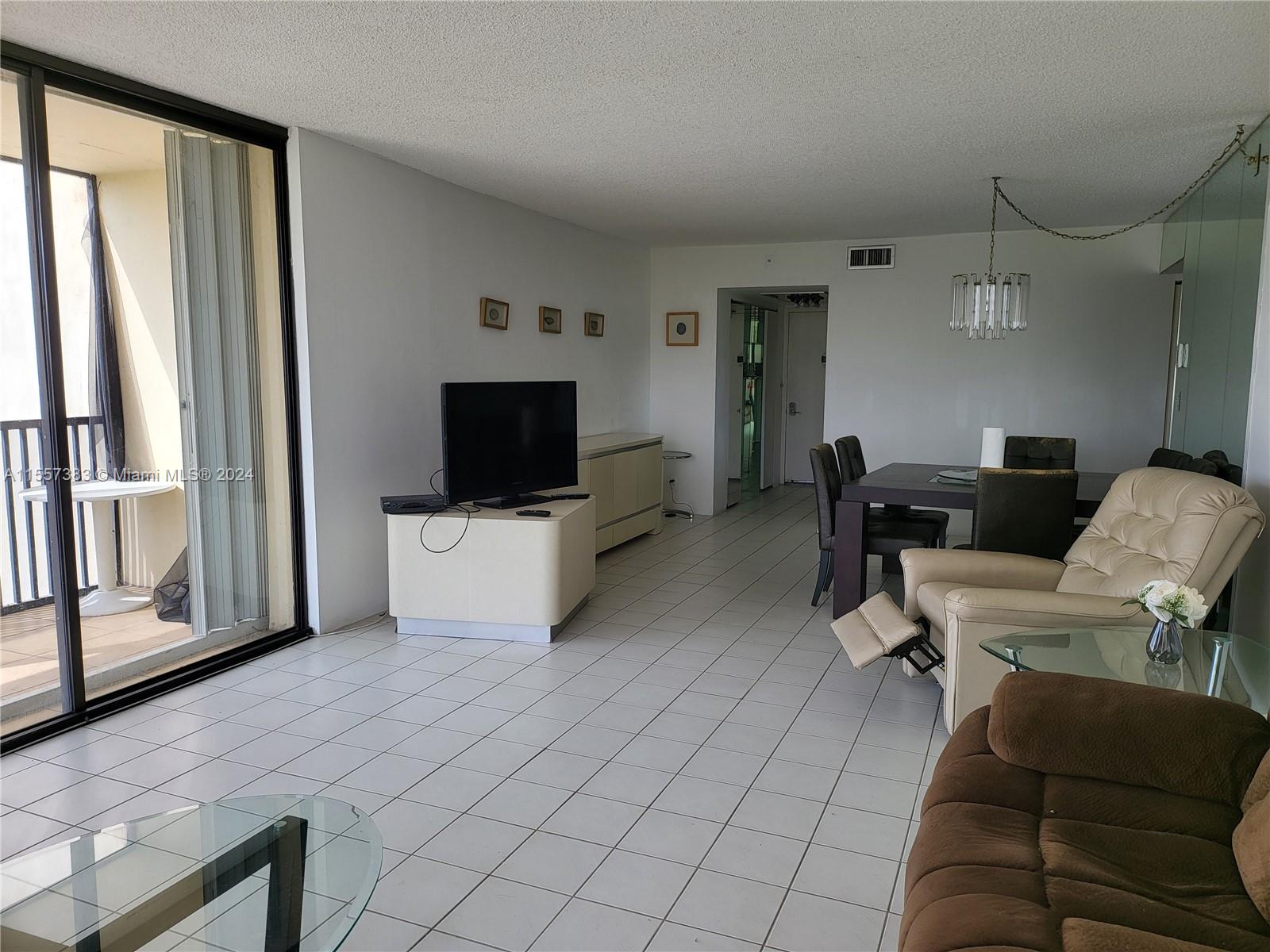 20379 W Country Club Dr 733, Aventura, Florida 33180, 2 Bedrooms Bedrooms, ,2 BathroomsBathrooms,Residential,For Sale,20379 W Country Club Dr 733,A11557383