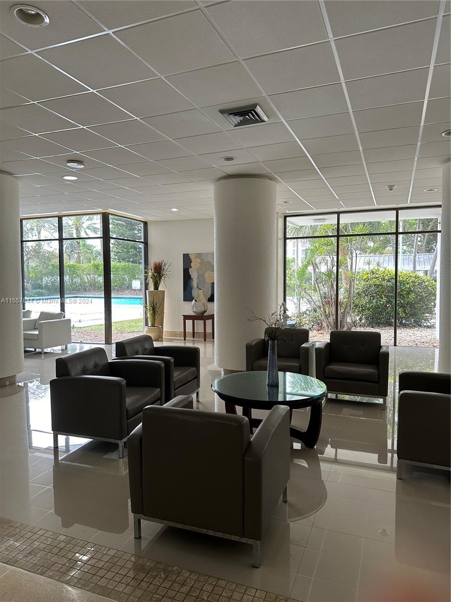 20100 W Country Club Dr 1503, Aventura, Florida 33180, 1 Bedroom Bedrooms, ,1 BathroomBathrooms,Residential,For Sale,20100 W Country Club Dr 1503,A11557844