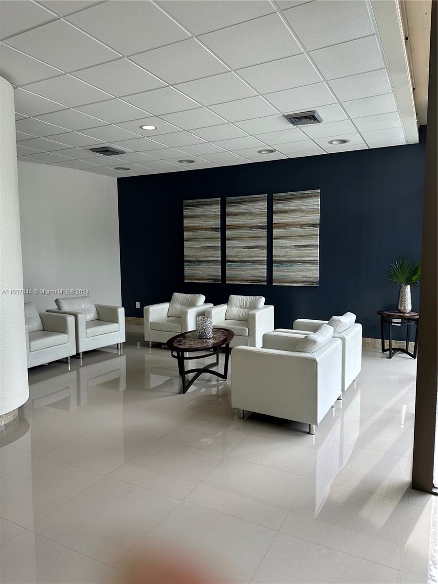 20100 W Country Club Dr 1503, Aventura, Florida 33180, 1 Bedroom Bedrooms, ,1 BathroomBathrooms,Residential,For Sale,20100 W Country Club Dr 1503,A11557844