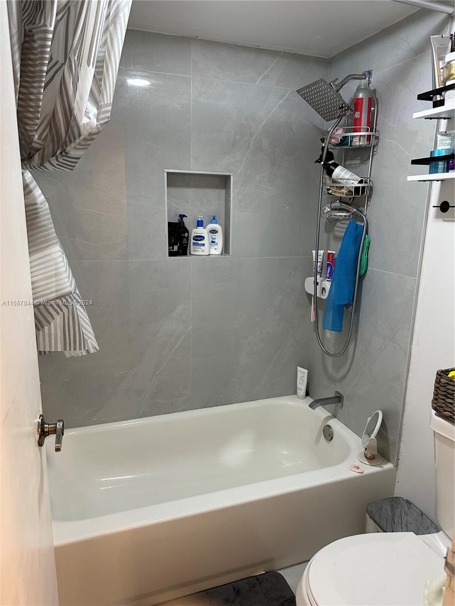 20100 W Country Club Dr 1503, Aventura, Florida 33180, 1 Bedroom Bedrooms, ,1 BathroomBathrooms,Residential,For Sale,20100 W Country Club Dr 1503,A11557844