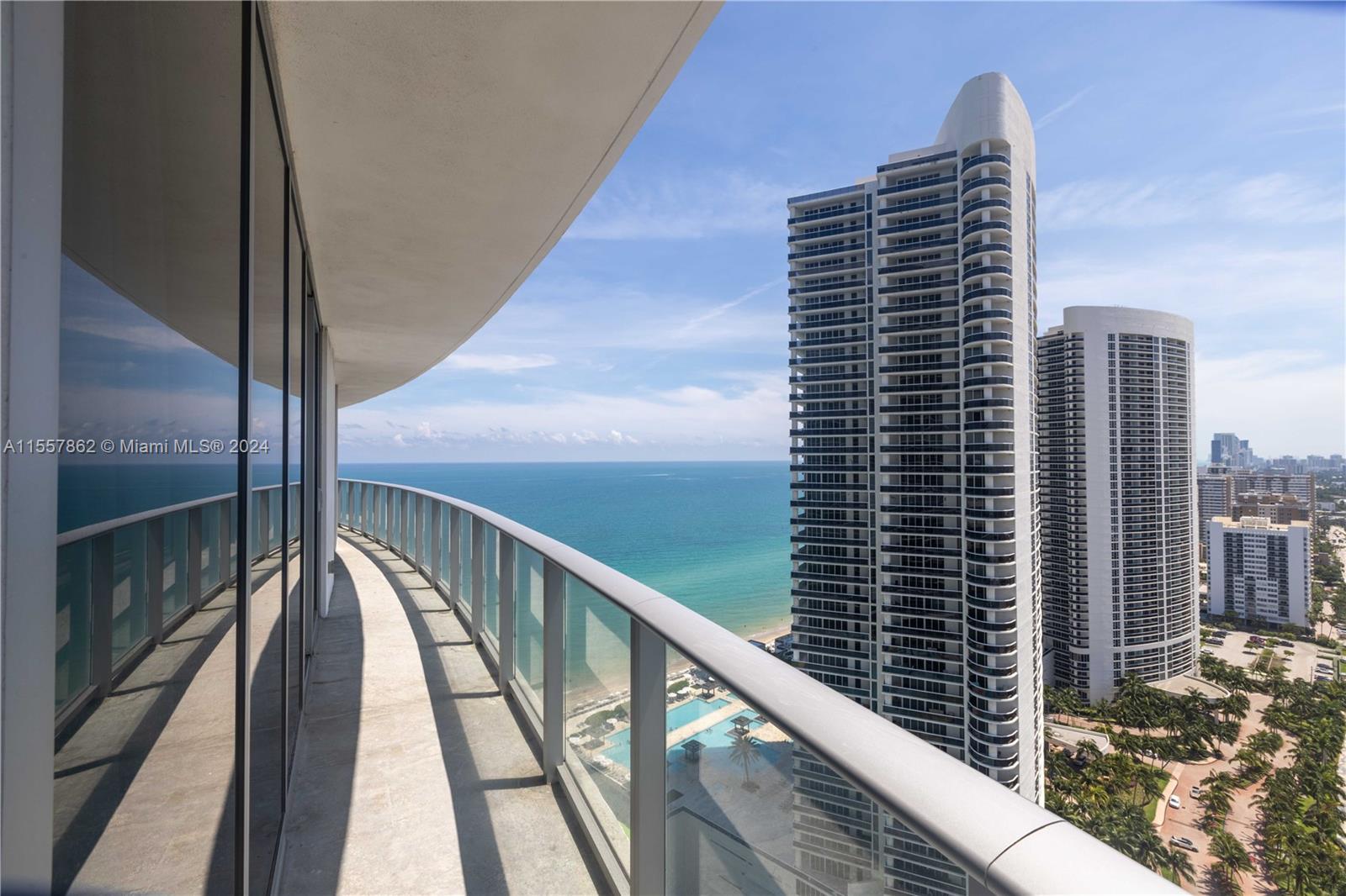 4111 S Ocean Dr 2111, Hollywood, Florida 33019, 2 Bedrooms Bedrooms, ,2 BathroomsBathrooms,Residential,For Sale,4111 S Ocean Dr 2111,A11557862