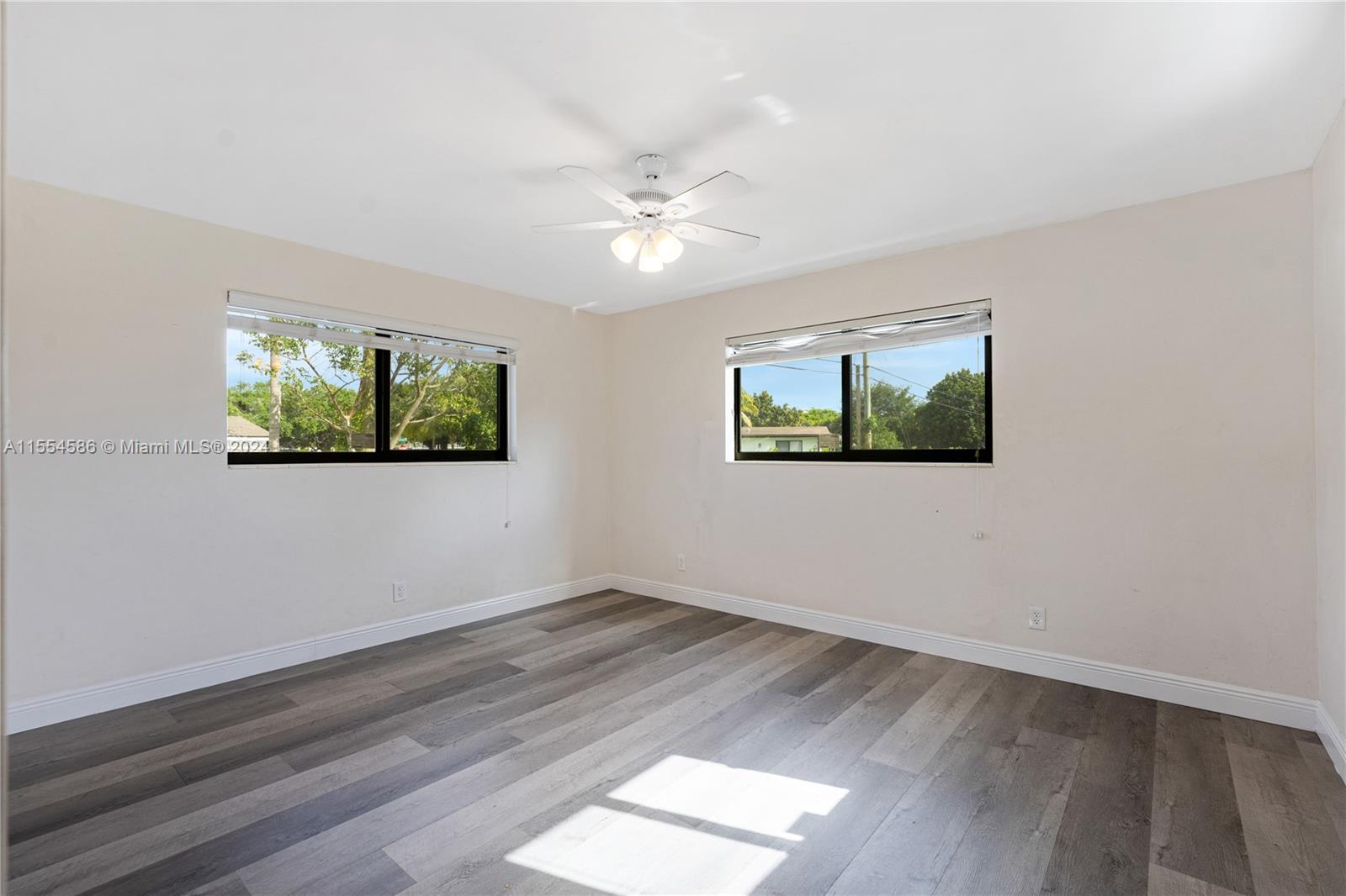 3309 Roosevelt St, Hollywood, Florida 33021, 3 Bedrooms Bedrooms, ,2 BathroomsBathrooms,Residential,For Sale,3309 Roosevelt St,A11554586