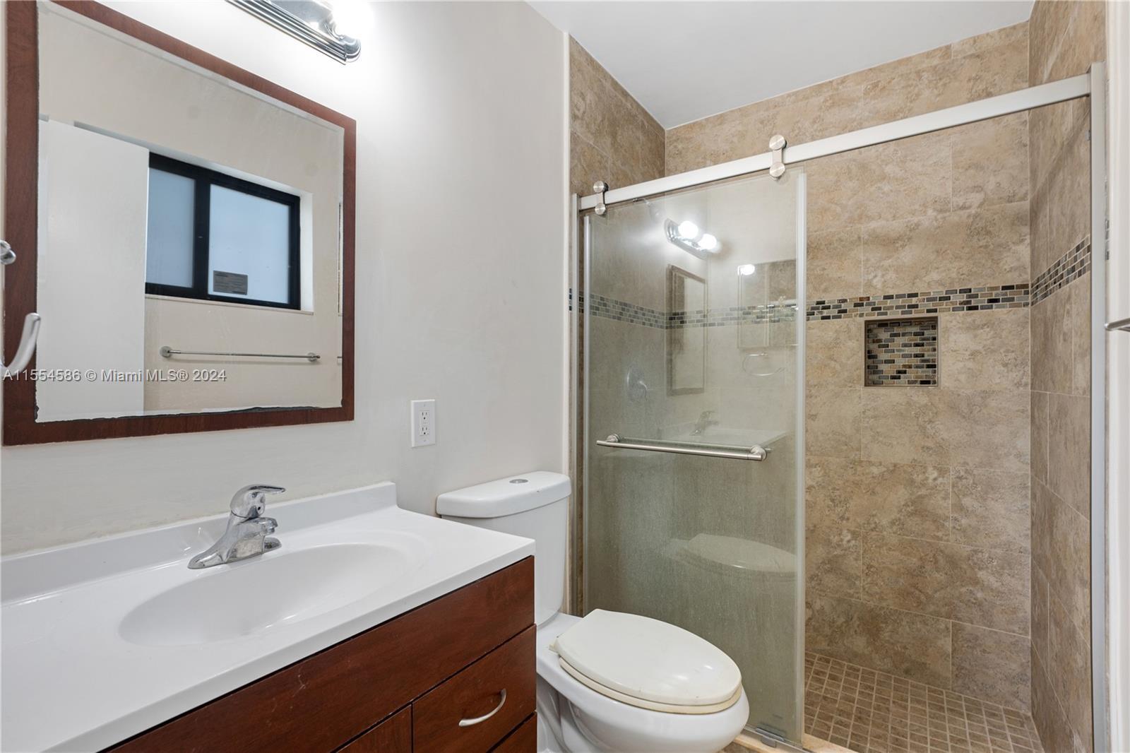 3309 Roosevelt St, Hollywood, Florida 33021, 3 Bedrooms Bedrooms, ,2 BathroomsBathrooms,Residential,For Sale,3309 Roosevelt St,A11554586