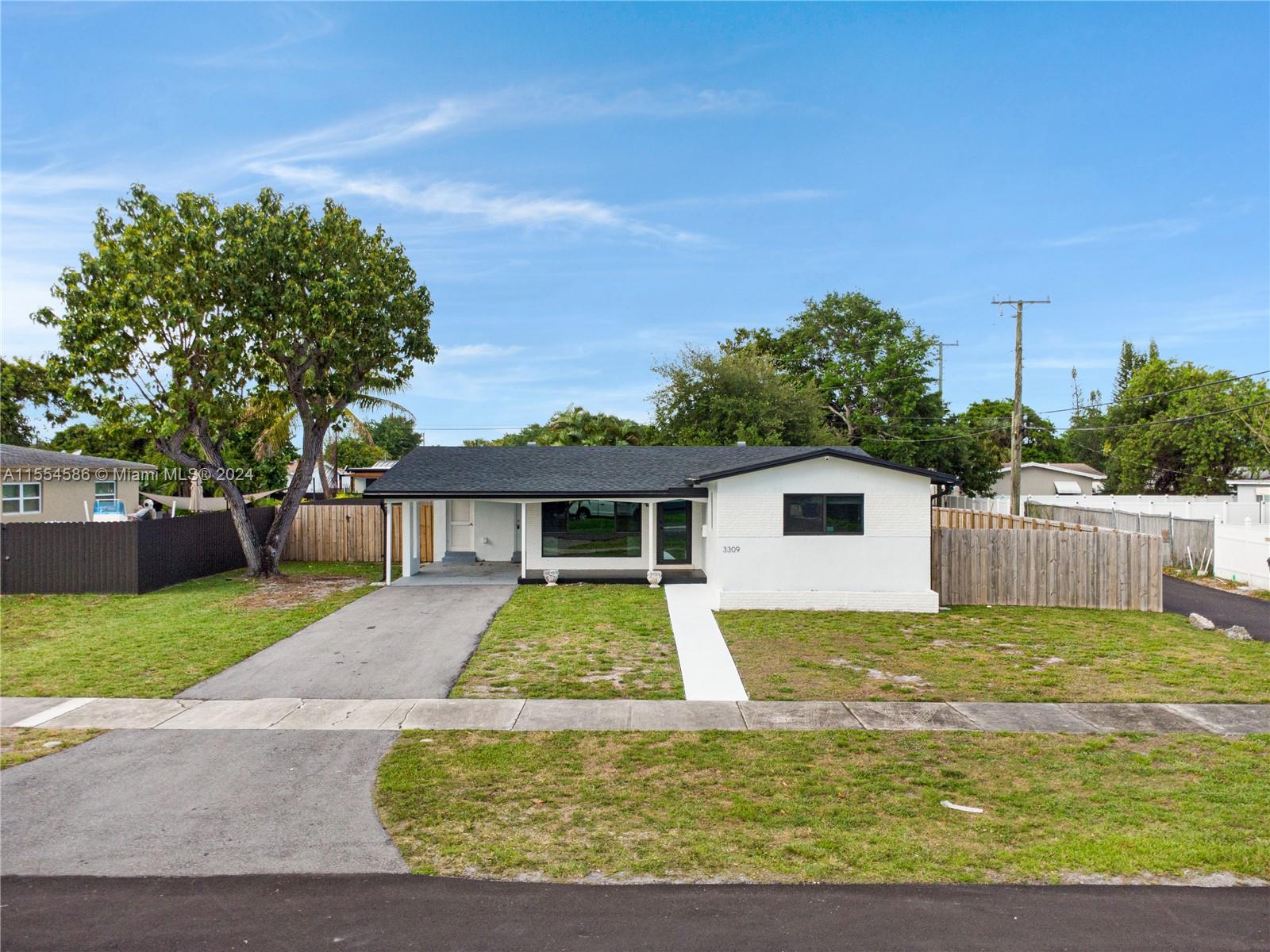 3309 Roosevelt St, Hollywood, Florida 33021, 3 Bedrooms Bedrooms, ,2 BathroomsBathrooms,Residential,For Sale,3309 Roosevelt St,A11554586