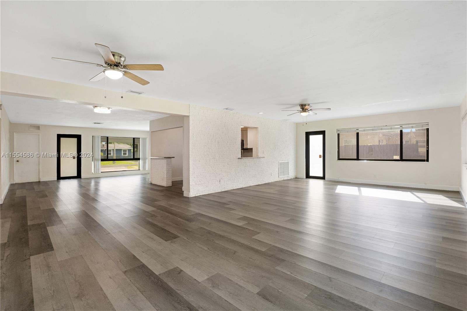 3309 Roosevelt St, Hollywood, Florida 33021, 3 Bedrooms Bedrooms, ,2 BathroomsBathrooms,Residential,For Sale,3309 Roosevelt St,A11554586