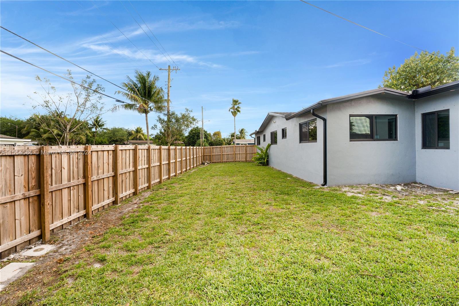 3309 Roosevelt St, Hollywood, Florida 33021, 3 Bedrooms Bedrooms, ,2 BathroomsBathrooms,Residential,For Sale,3309 Roosevelt St,A11554586