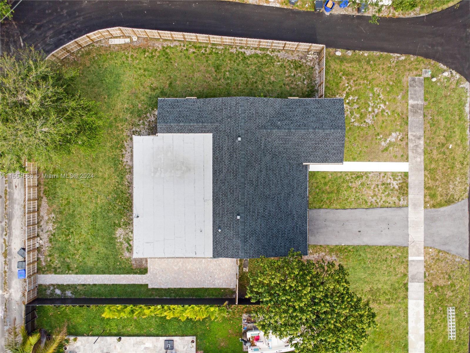 3309 Roosevelt St, Hollywood, Florida 33021, 3 Bedrooms Bedrooms, ,2 BathroomsBathrooms,Residential,For Sale,3309 Roosevelt St,A11554586