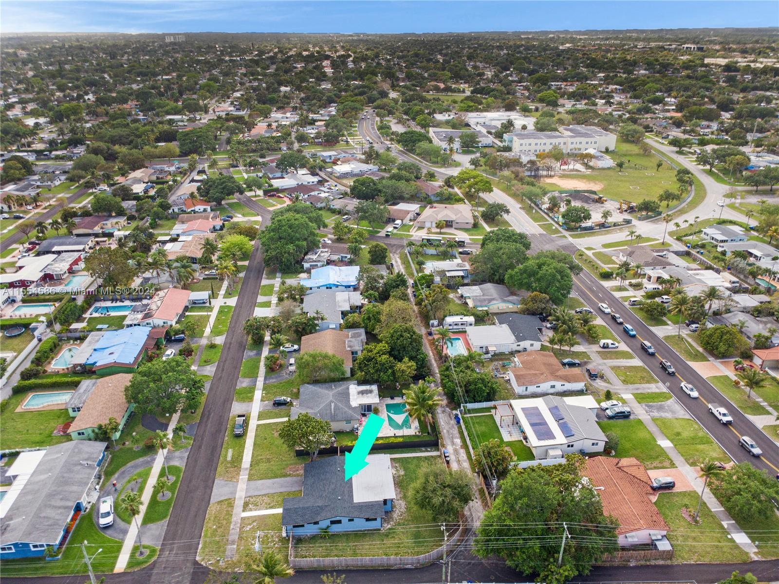 3309 Roosevelt St, Hollywood, Florida 33021, 3 Bedrooms Bedrooms, ,2 BathroomsBathrooms,Residential,For Sale,3309 Roosevelt St,A11554586