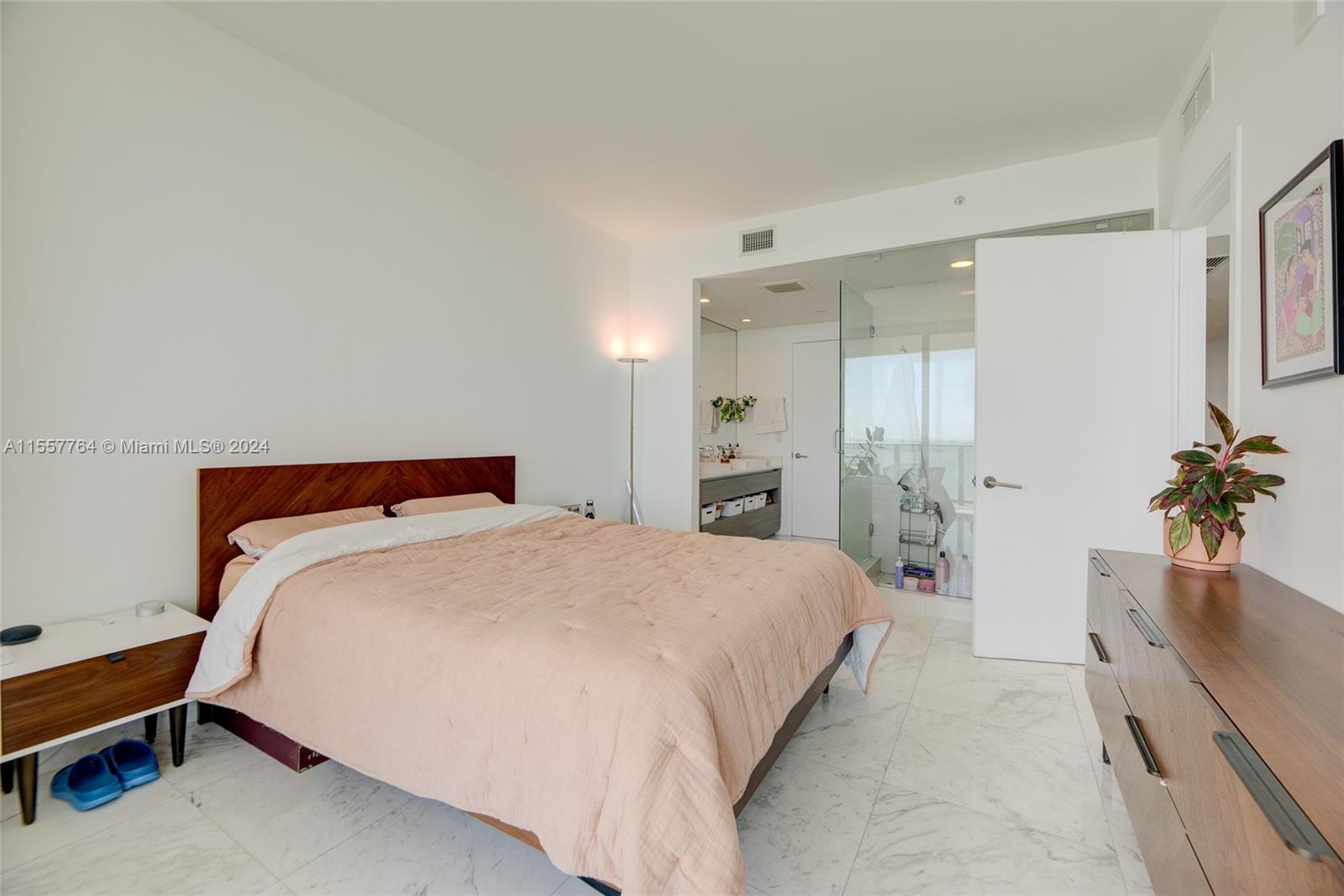 460 NE 28th St 3606, Miami, Florida 33137, 2 Bedrooms Bedrooms, ,2 BathroomsBathrooms,Residential,For Sale,460 NE 28th St 3606,A11557764