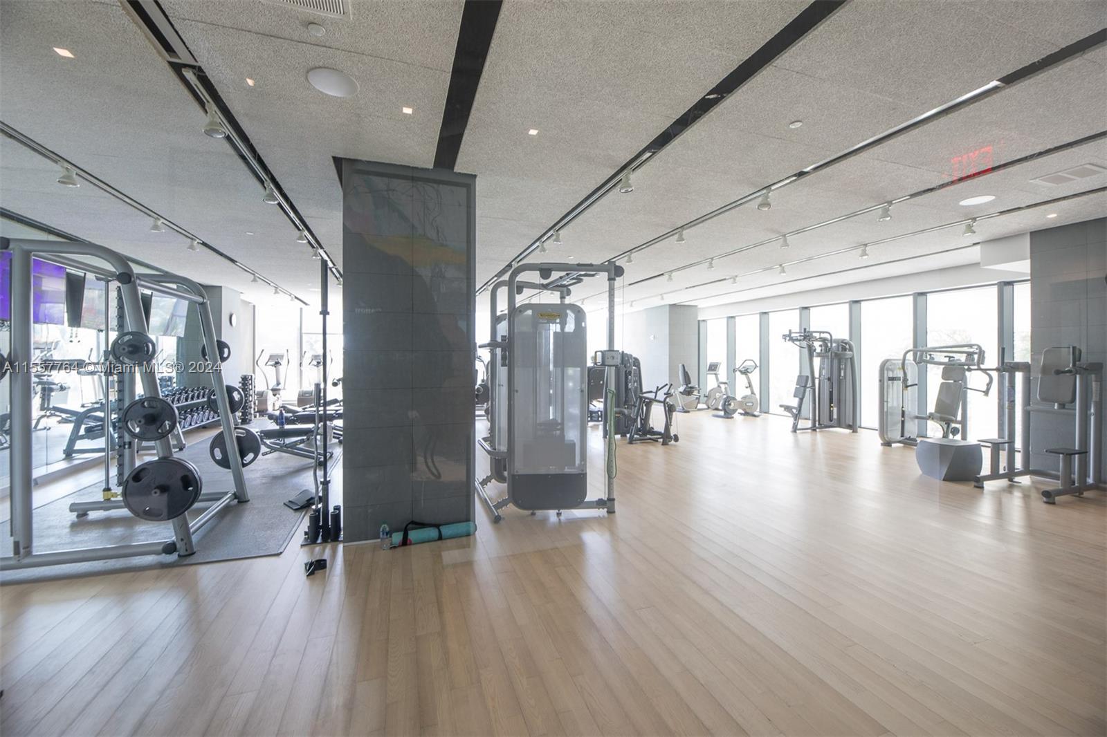 460 NE 28th St 3606, Miami, Florida 33137, 2 Bedrooms Bedrooms, ,2 BathroomsBathrooms,Residential,For Sale,460 NE 28th St 3606,A11557764