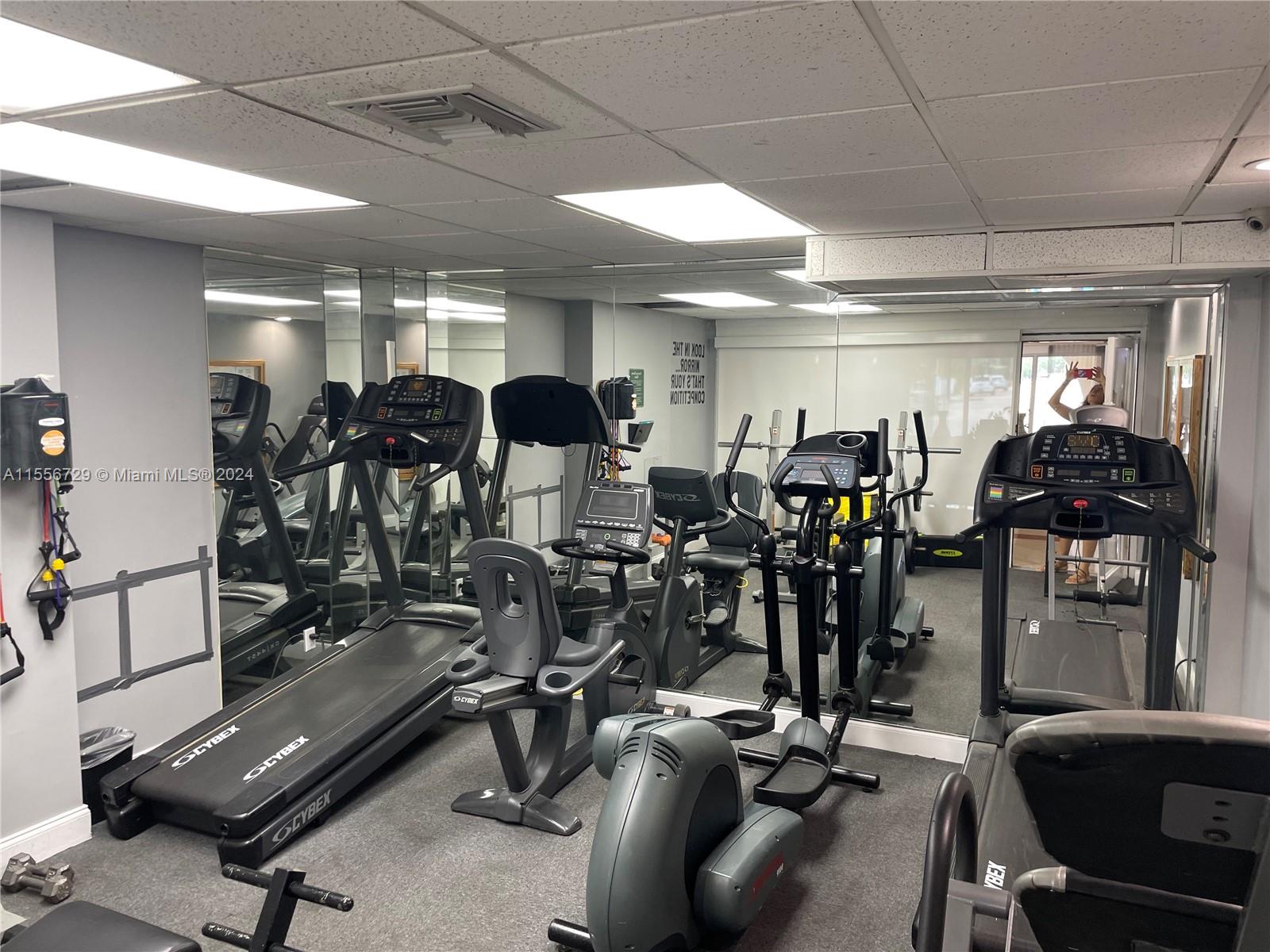 1455 N Treasure Dr 2P, North Bay Village, Florida 33141, 1 Bedroom Bedrooms, ,1 BathroomBathrooms,Residential,For Sale,1455 N Treasure Dr 2P,A11556729