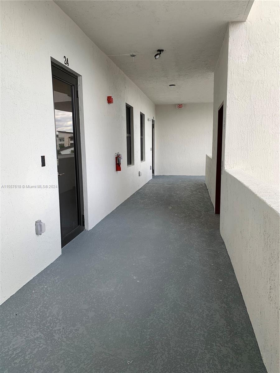 8015 NW 104 Ave 24, Doral, Florida 33178, 2 Bedrooms Bedrooms, ,2 BathroomsBathrooms,Residentiallease,For Rent,8015 NW 104 Ave 24,A11557618