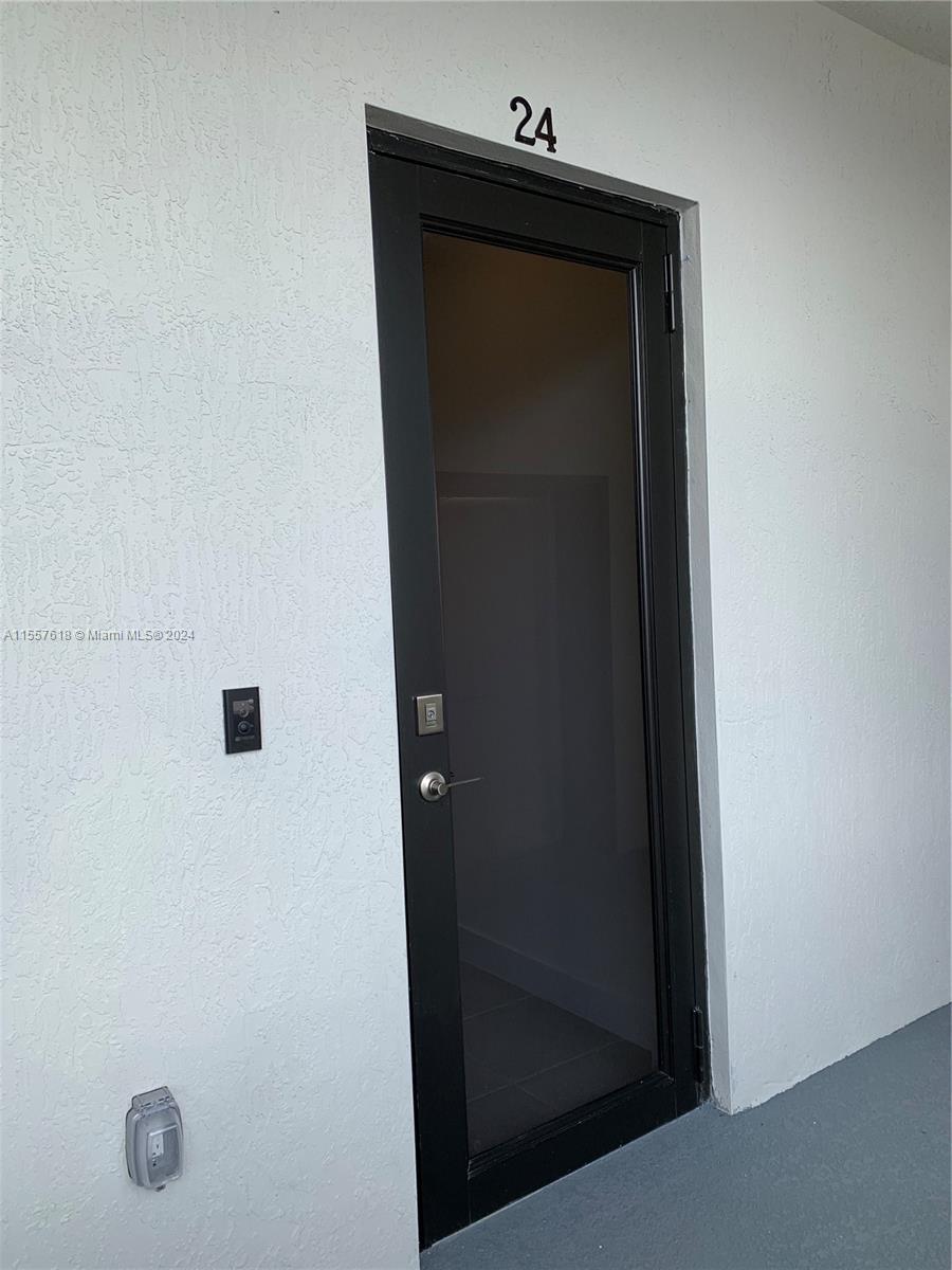 8015 NW 104 Ave 24, Doral, Florida 33178, 2 Bedrooms Bedrooms, ,2 BathroomsBathrooms,Residentiallease,For Rent,8015 NW 104 Ave 24,A11557618