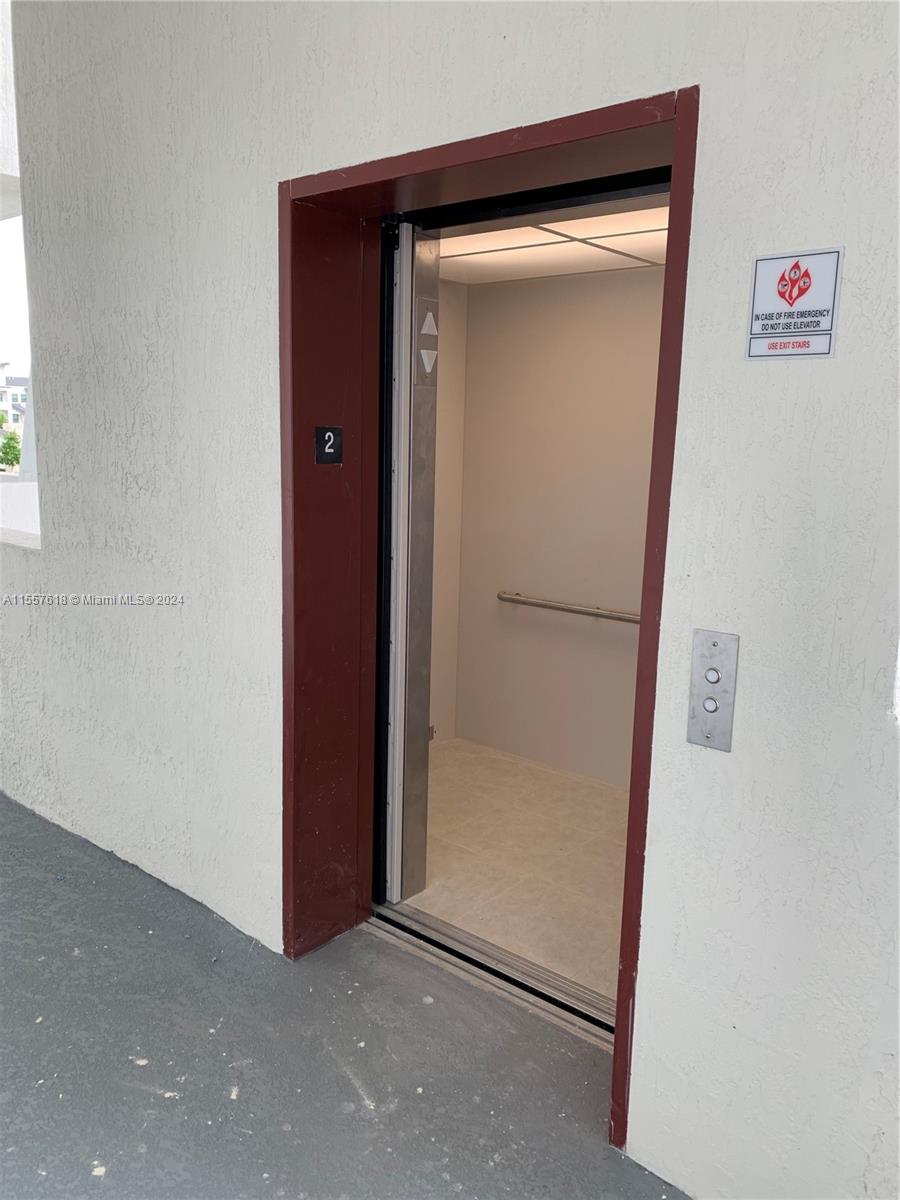 8015 NW 104 Ave 24, Doral, Florida 33178, 2 Bedrooms Bedrooms, ,2 BathroomsBathrooms,Residentiallease,For Rent,8015 NW 104 Ave 24,A11557618