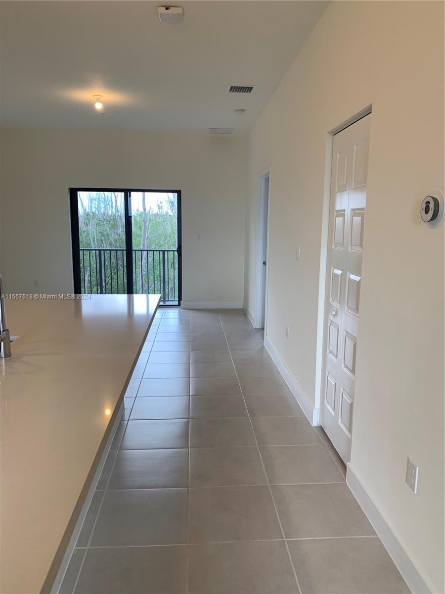 8015 NW 104 Ave 24, Doral, Florida 33178, 2 Bedrooms Bedrooms, ,2 BathroomsBathrooms,Residentiallease,For Rent,8015 NW 104 Ave 24,A11557618