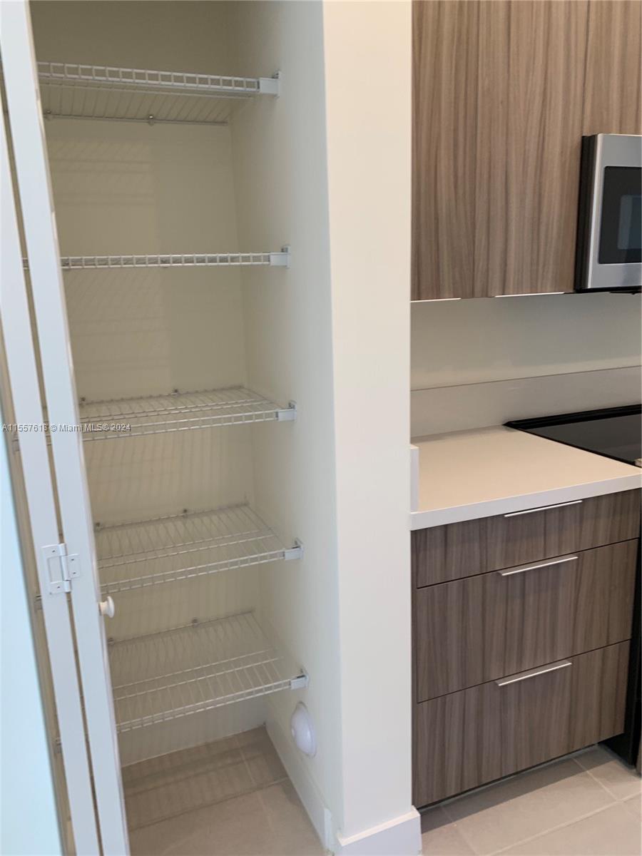 8015 NW 104 Ave 24, Doral, Florida 33178, 2 Bedrooms Bedrooms, ,2 BathroomsBathrooms,Residentiallease,For Rent,8015 NW 104 Ave 24,A11557618