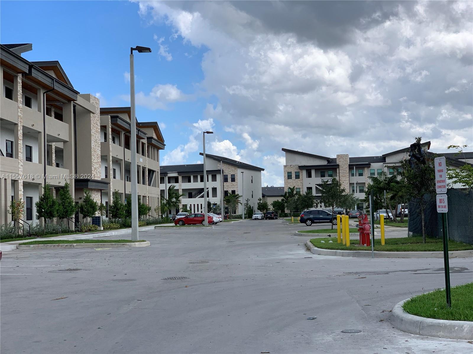 8015 NW 104 Ave 24, Doral, Florida 33178, 2 Bedrooms Bedrooms, ,2 BathroomsBathrooms,Residentiallease,For Rent,8015 NW 104 Ave 24,A11557618