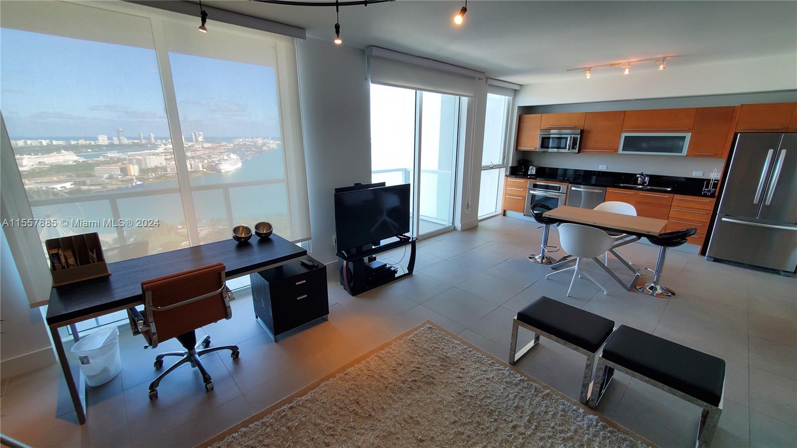 253 NE 2nd St 3407, Miami, Florida 33132, ,1 BathroomBathrooms,Residentiallease,For Rent,253 NE 2nd St 3407,A11557885