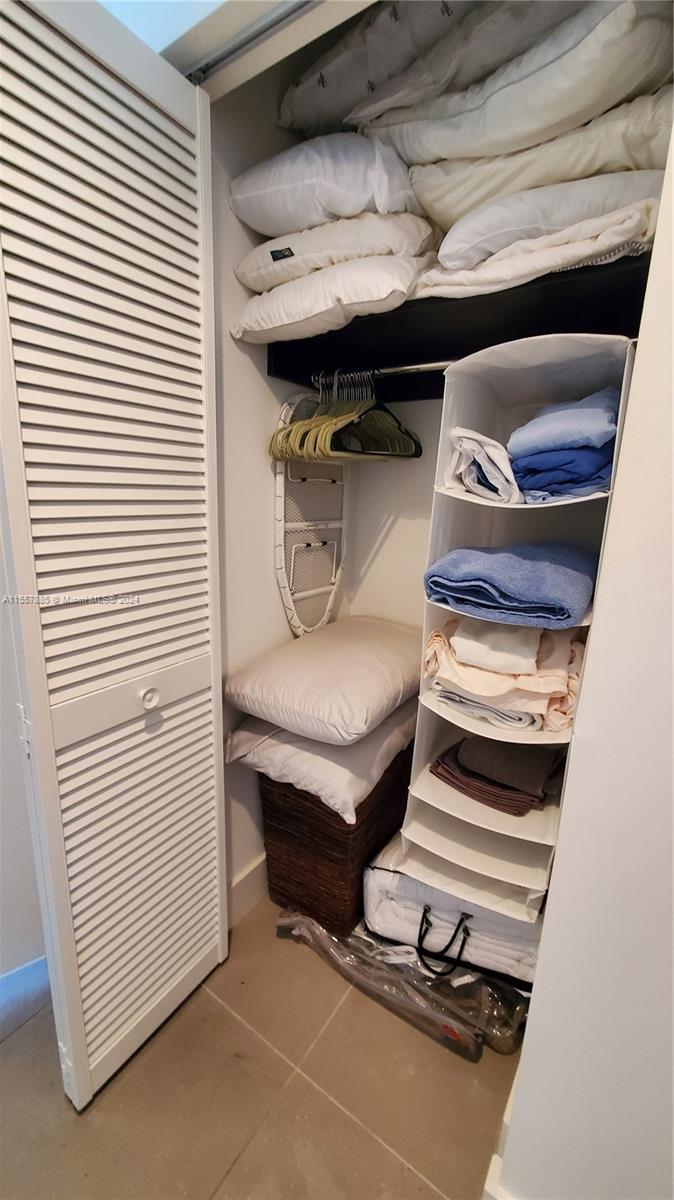 253 NE 2nd St 3407, Miami, Florida 33132, ,1 BathroomBathrooms,Residentiallease,For Rent,253 NE 2nd St 3407,A11557885