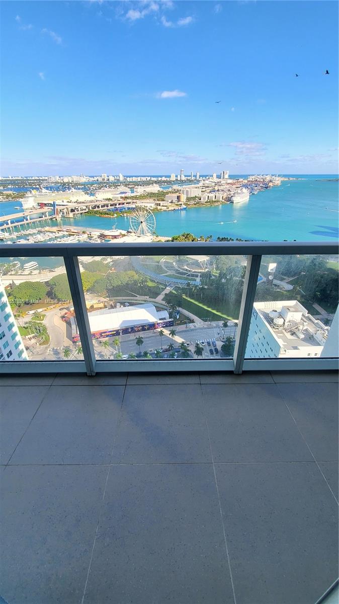 253 NE 2nd St 3407, Miami, Florida 33132, ,1 BathroomBathrooms,Residentiallease,For Rent,253 NE 2nd St 3407,A11557885