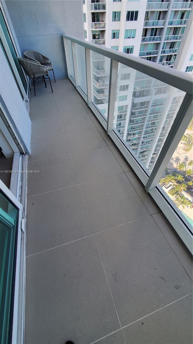 253 NE 2nd St 3407, Miami, Florida 33132, ,1 BathroomBathrooms,Residentiallease,For Rent,253 NE 2nd St 3407,A11557885